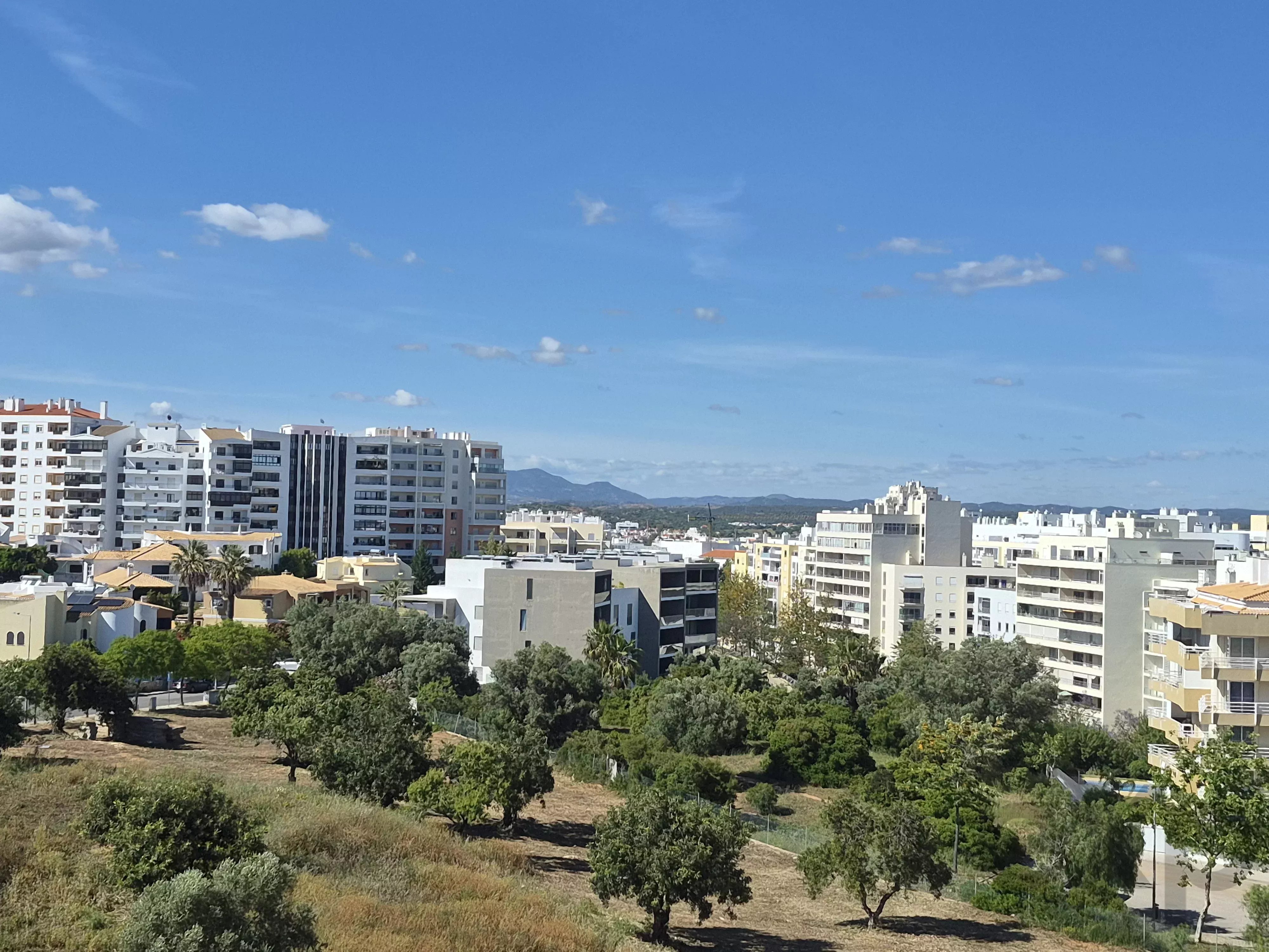 Renovated one‑bedroom flat at Praia da Rocha, with parking. 87031836 image 17