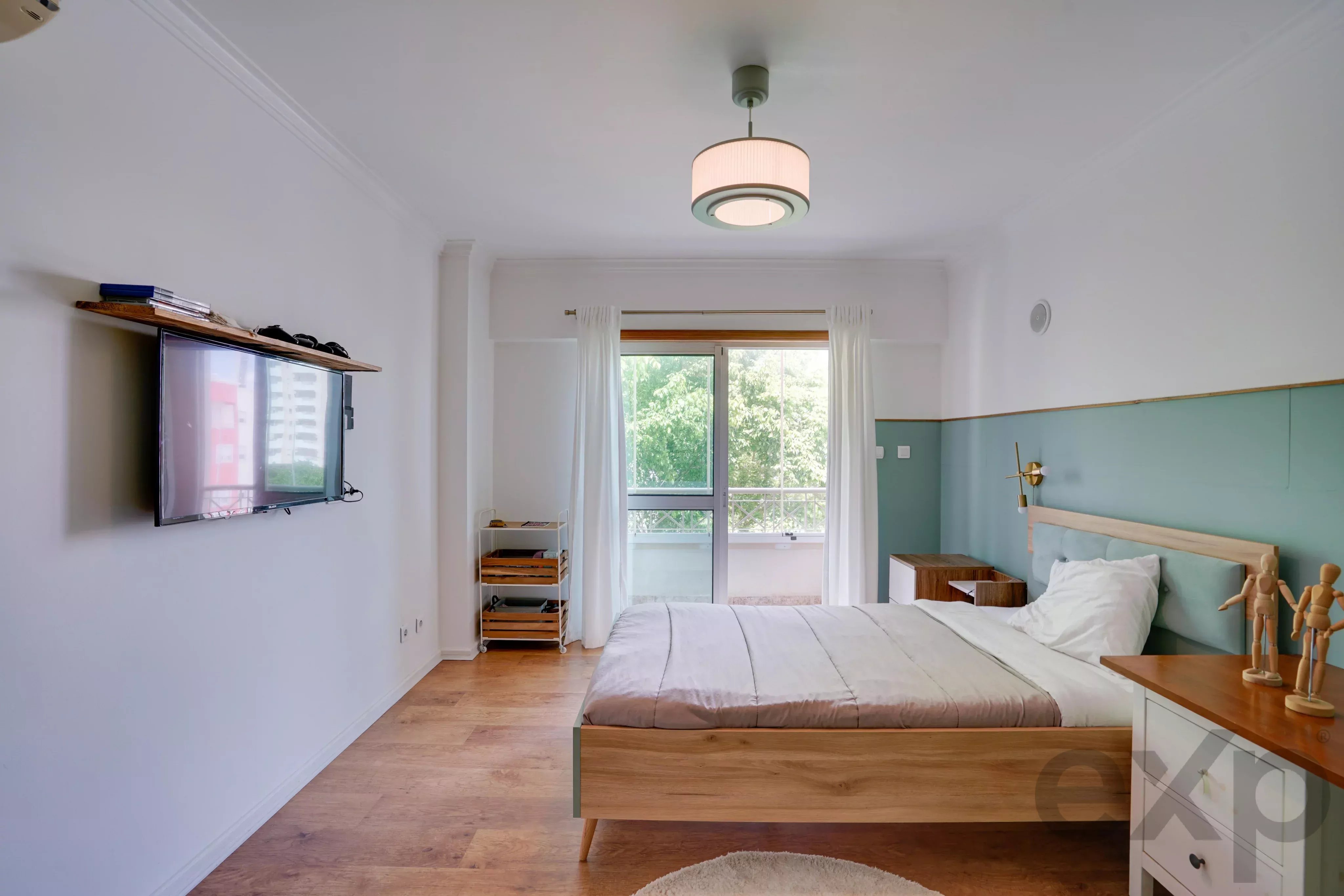 T3 Apartment in Póvoa de Santa Iria, featuring a garage and excellent storage space. 87033362 image 19