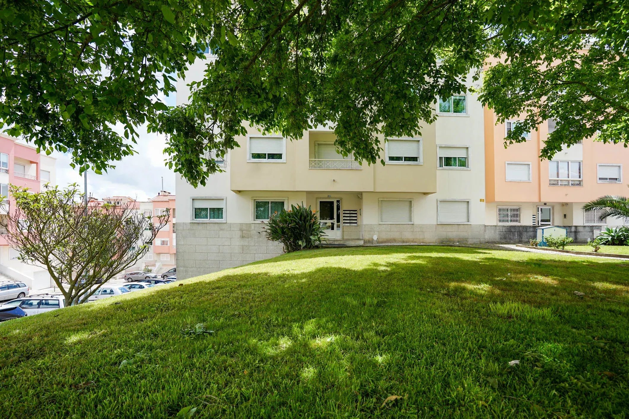 T3 Apartment in Póvoa de Santa Iria, featuring a garage and excellent storage space. 87033362 image 35