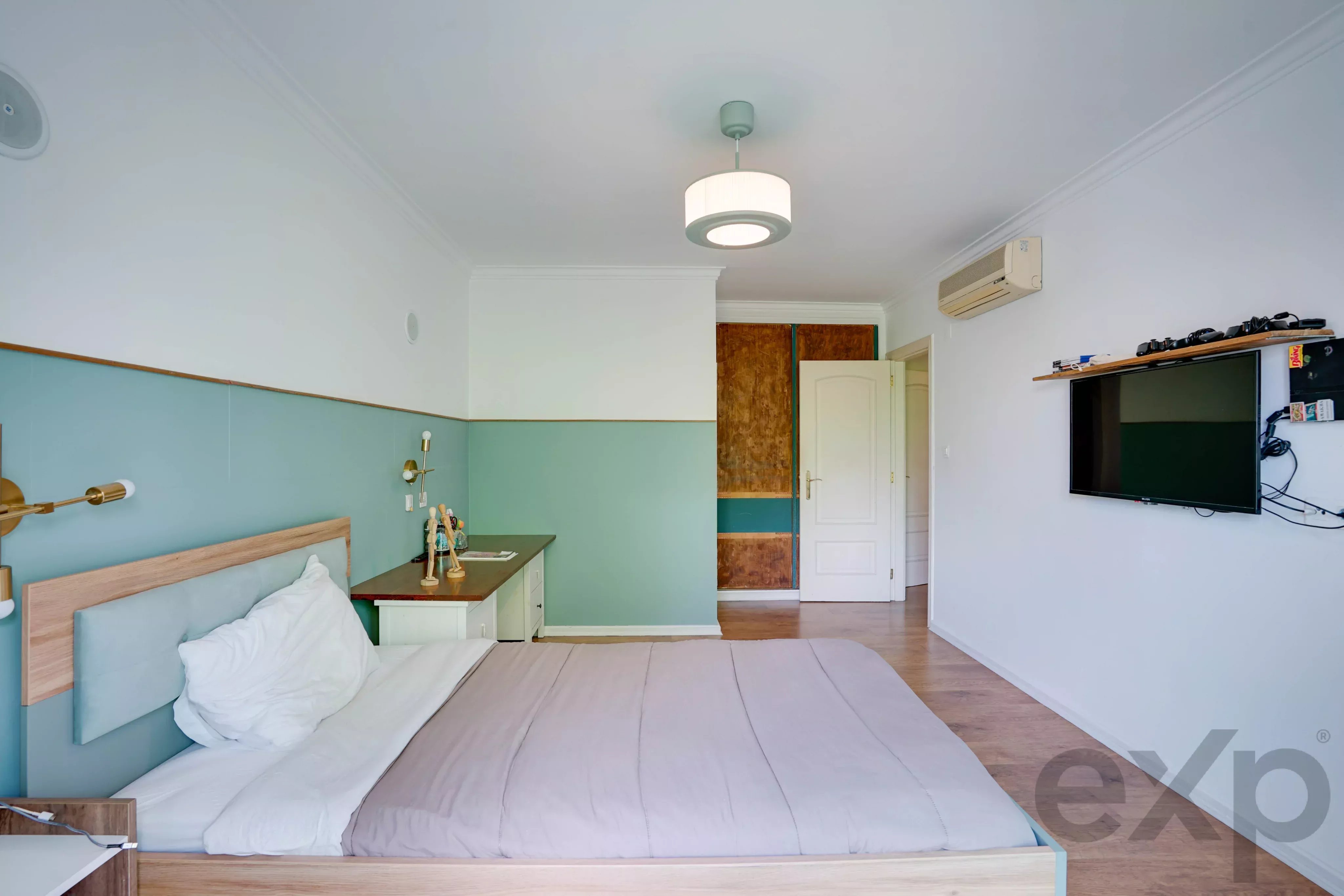 T3 Apartment in Póvoa de Santa Iria, featuring a garage and excellent storage space. 87033362 image 17