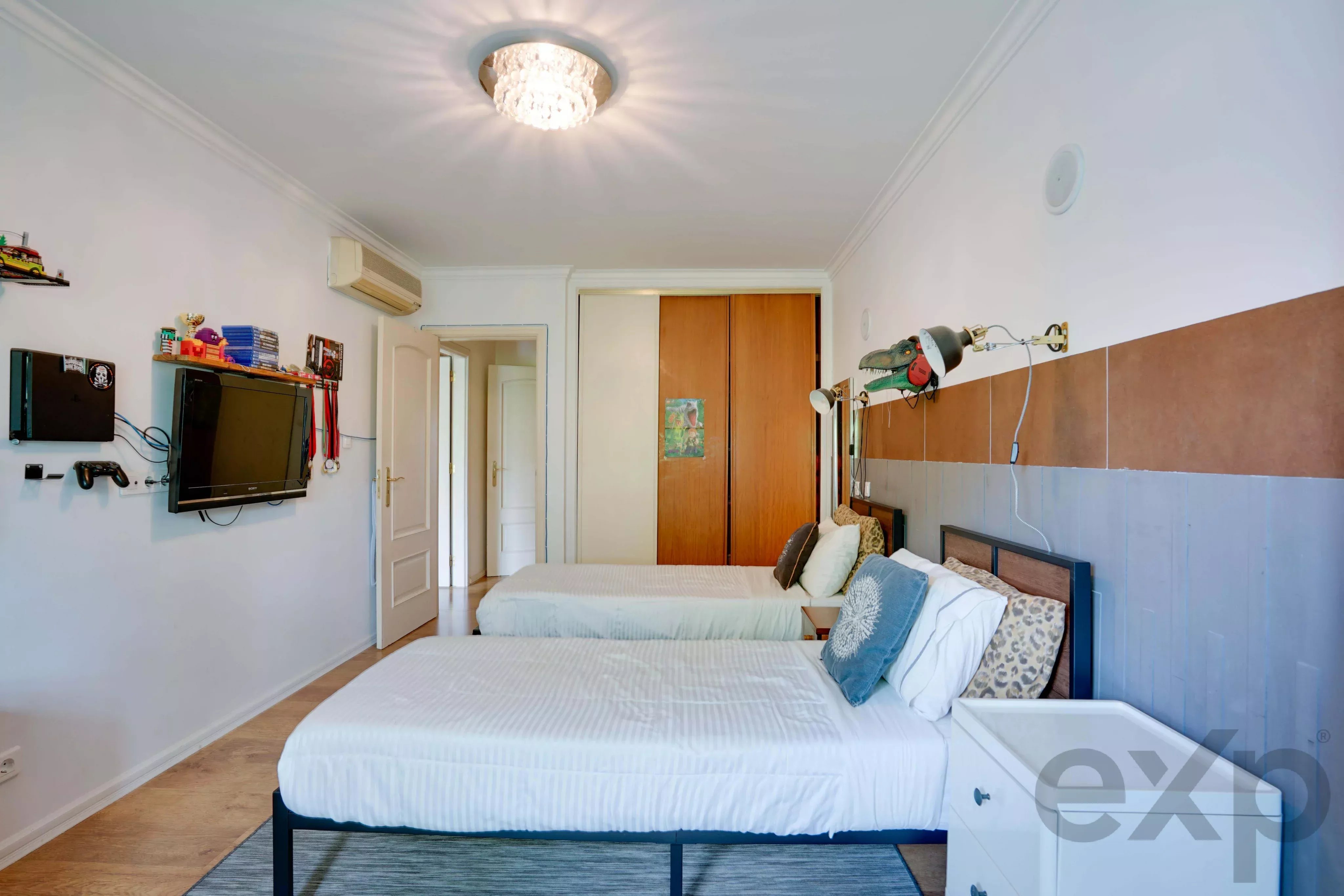T3 Apartment in Póvoa de Santa Iria, featuring a garage and excellent storage space. 87033362 image 22