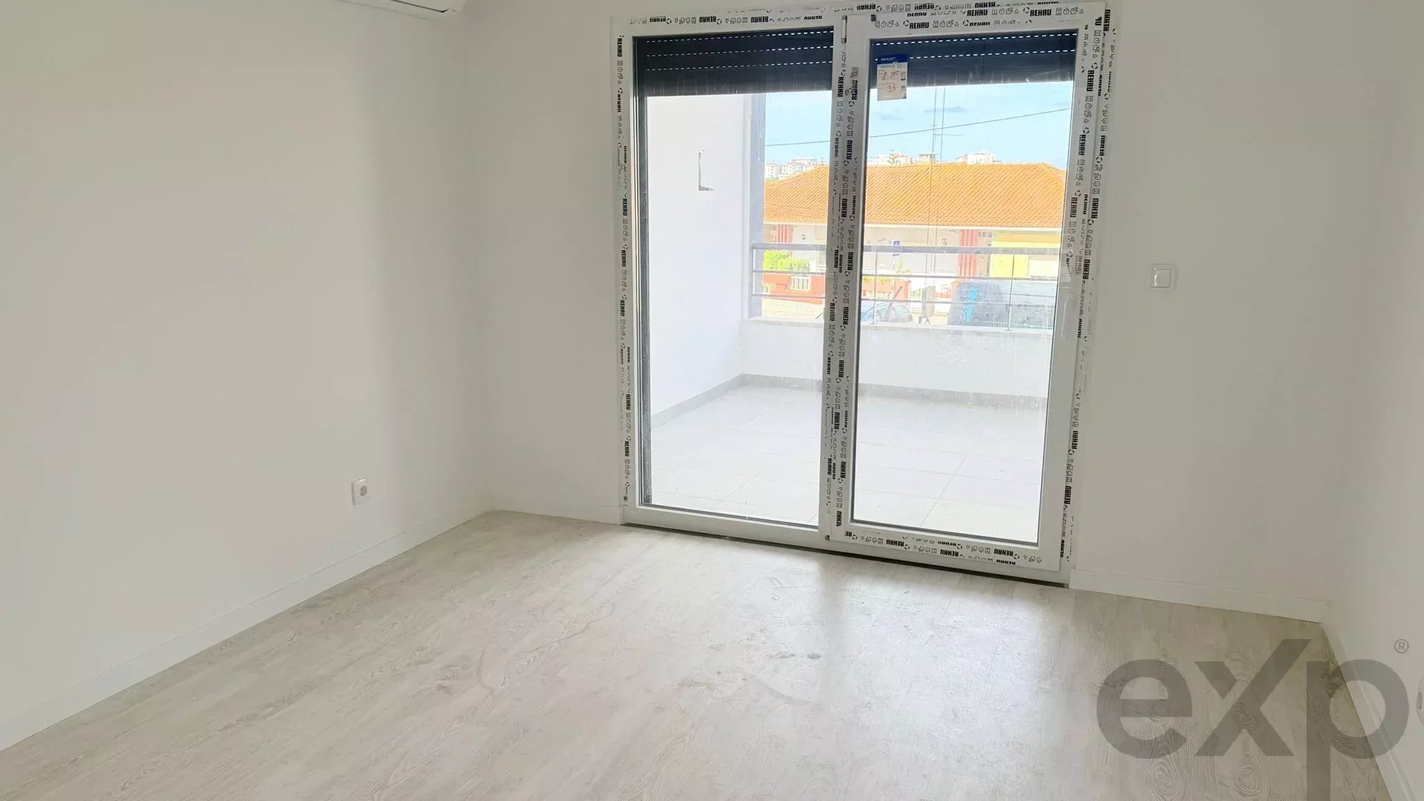New 2‑bedroom and 3‑bedroom apartments with balcony and barbecue – Quinta da Ladeira, Paio Pires 87033463 image 7