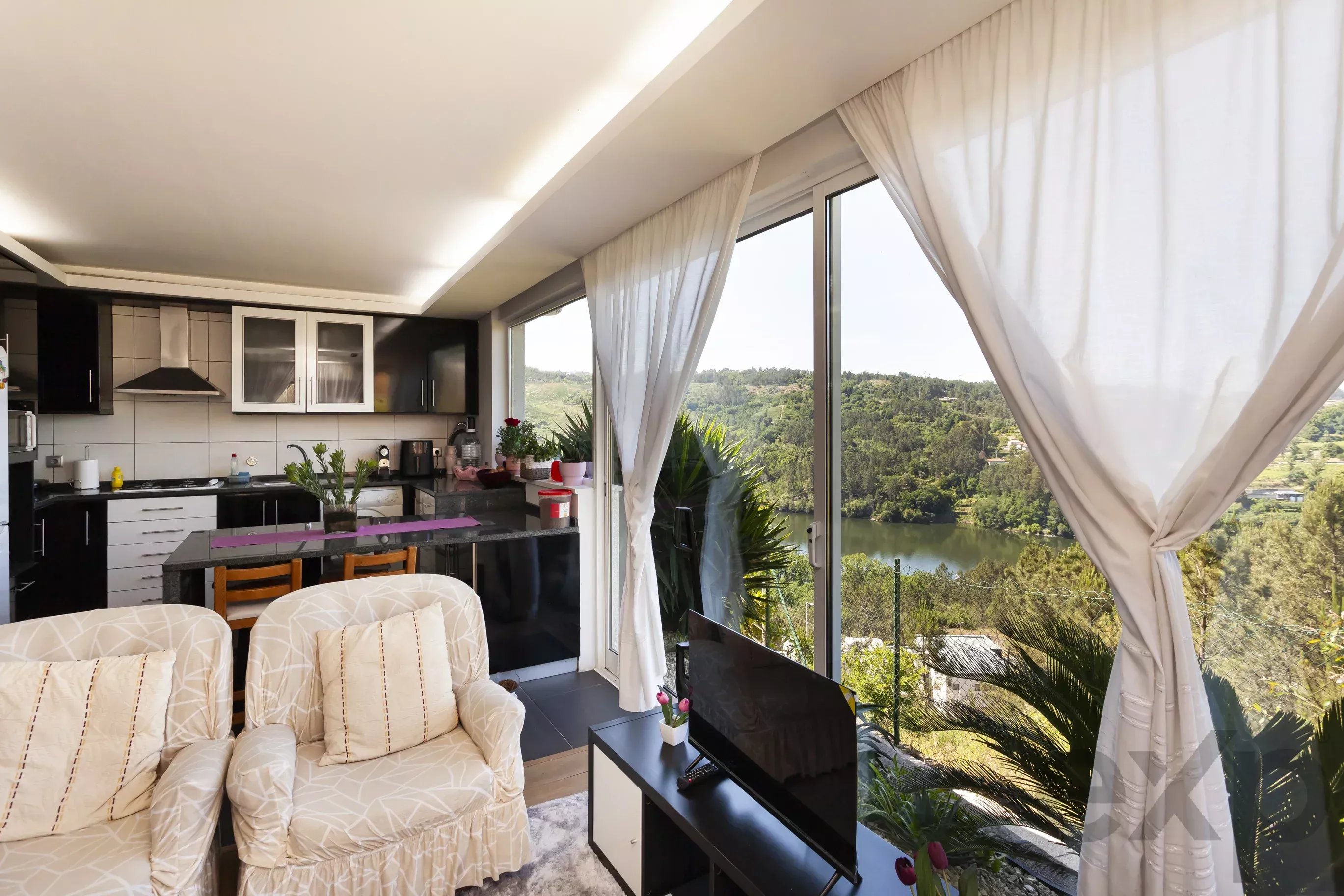 Moradia T4+3 | Vistas sobre o Rio Tâmega