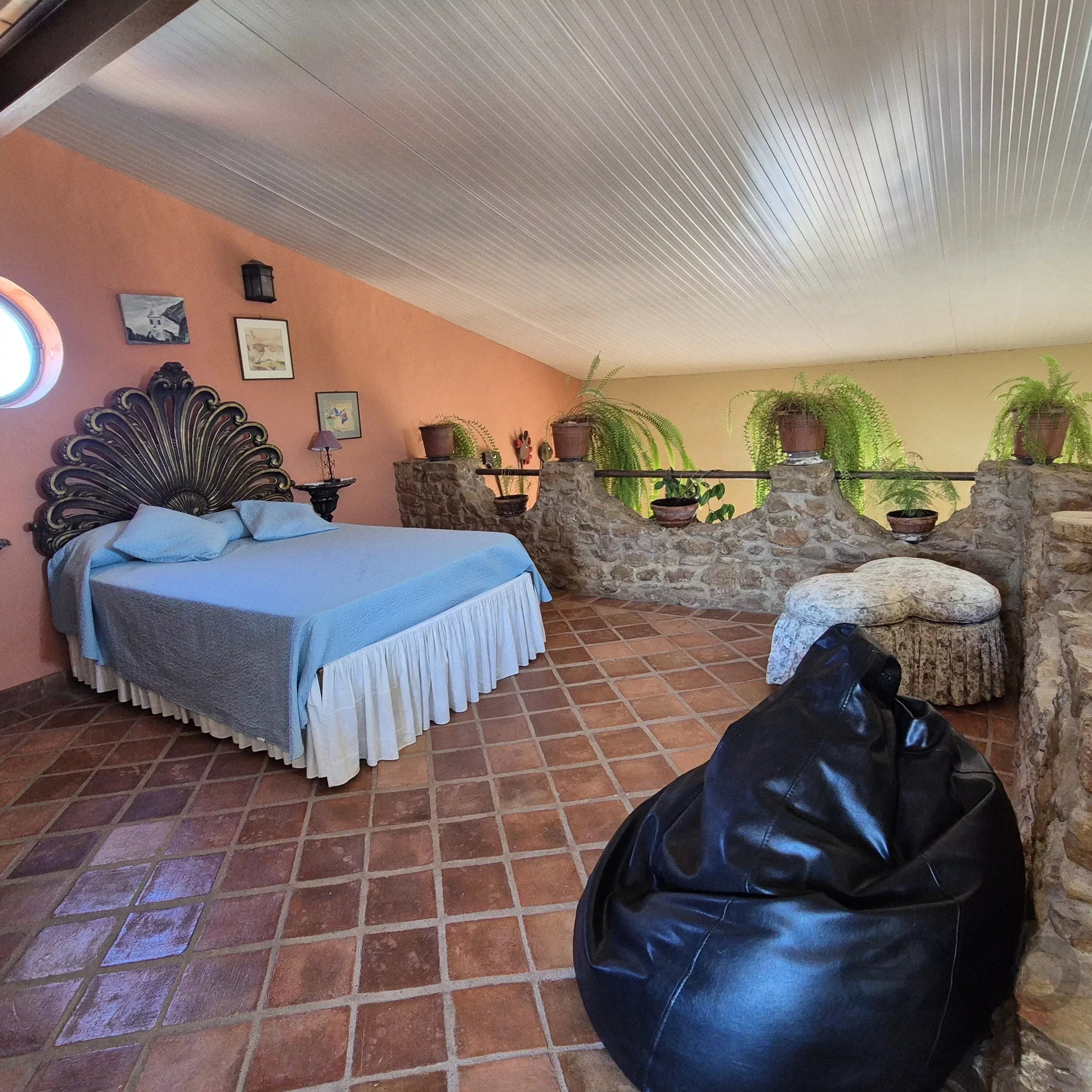 Estate with Swimming Pool 87034529 image 34