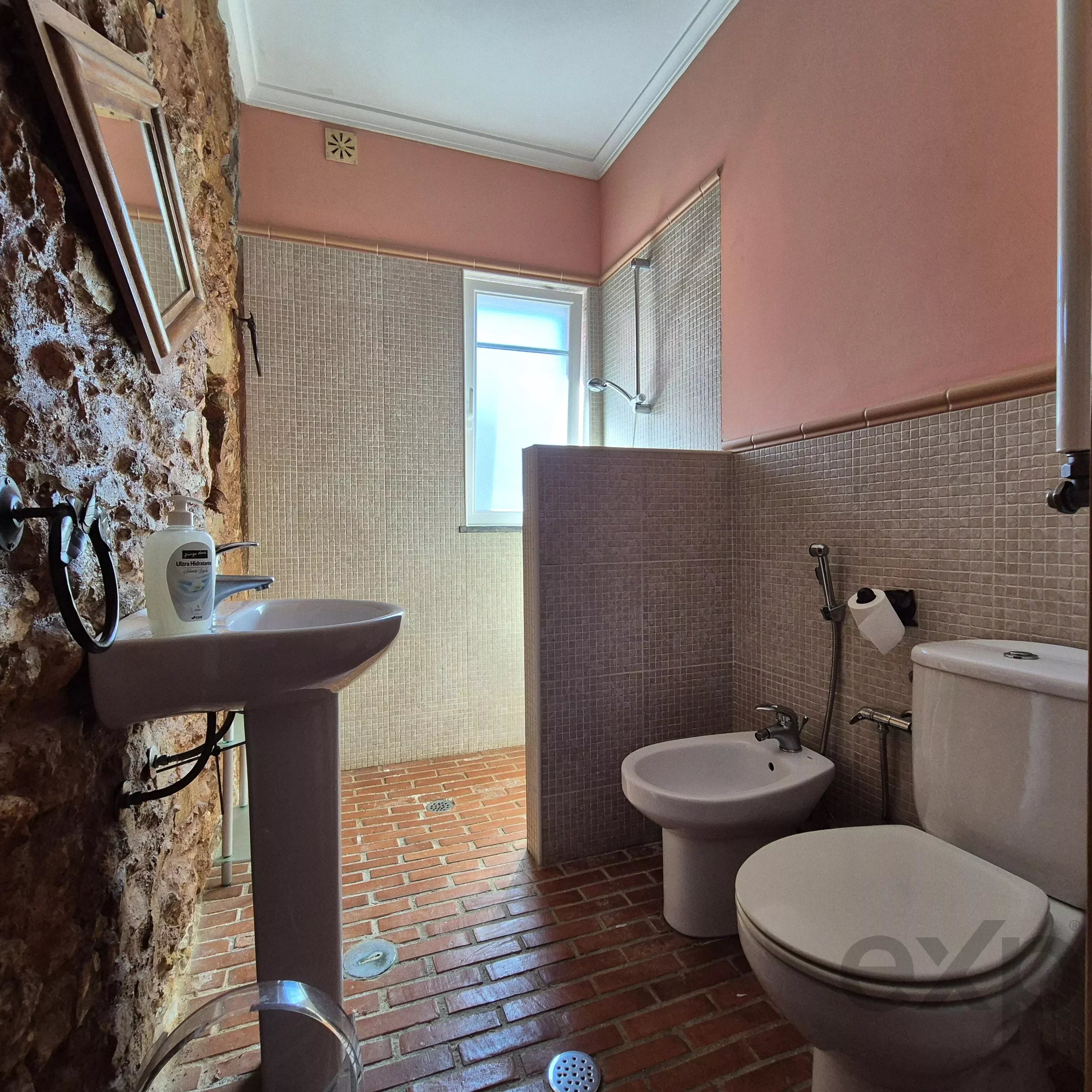 Estate with Swimming Pool 87034529 image 29