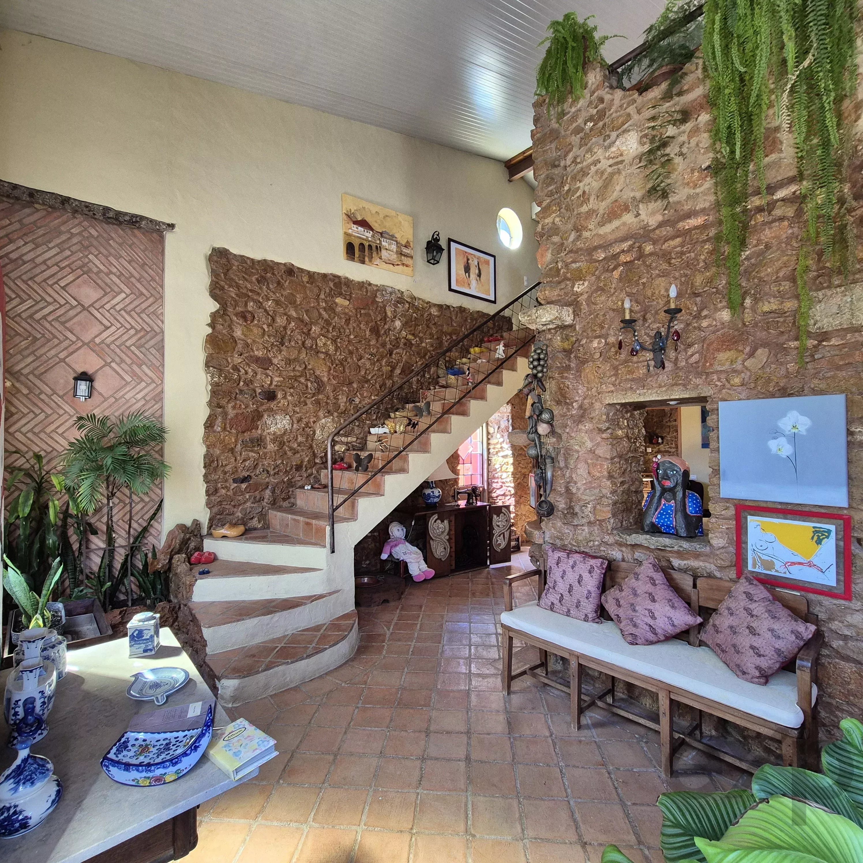 Estate with Swimming Pool 87034529 image 21