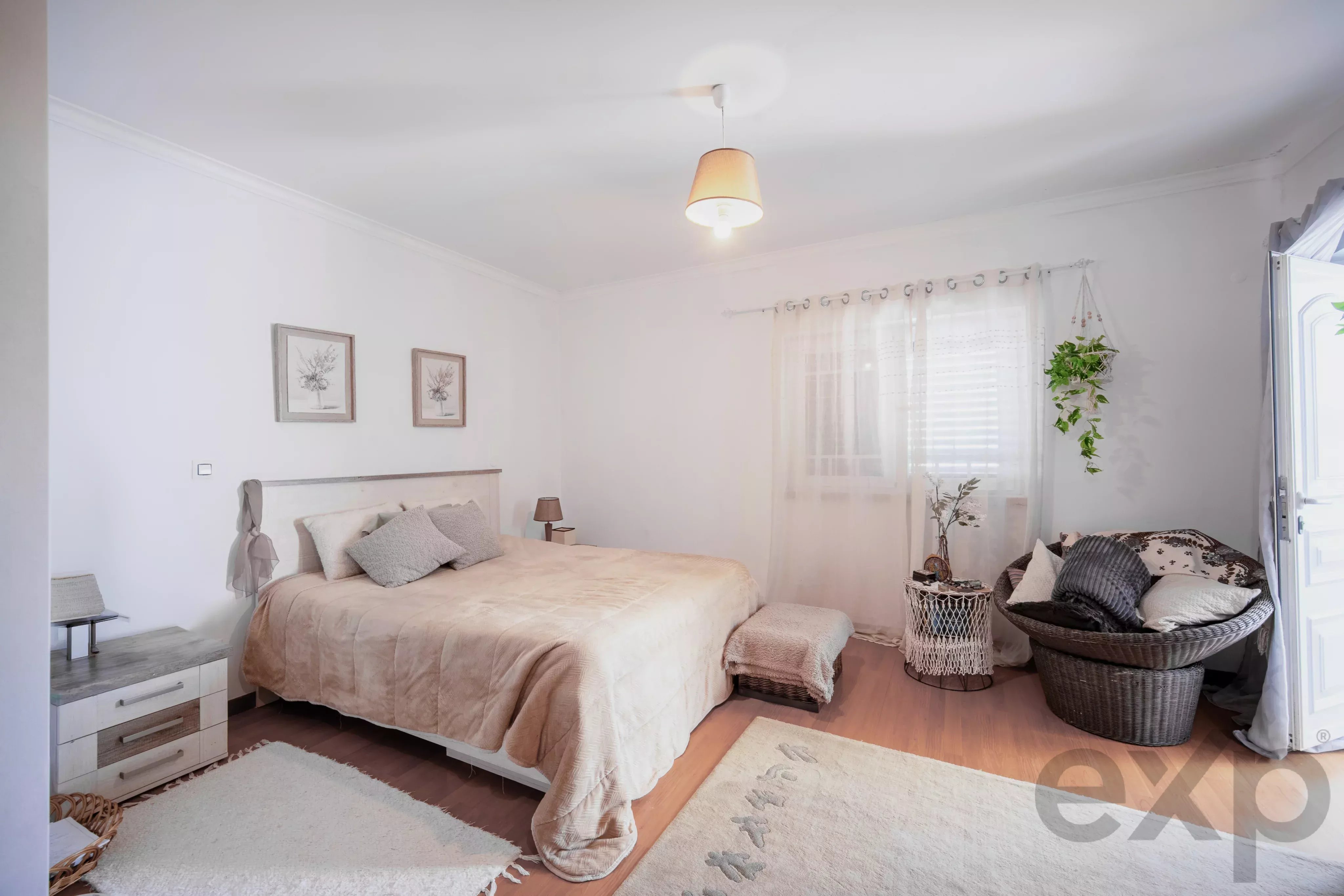 "Viver a 30 minutos de Lisboa, num condomínio privado, com espaço para a família e perto das praias da Ericeira." 87035720 image 20