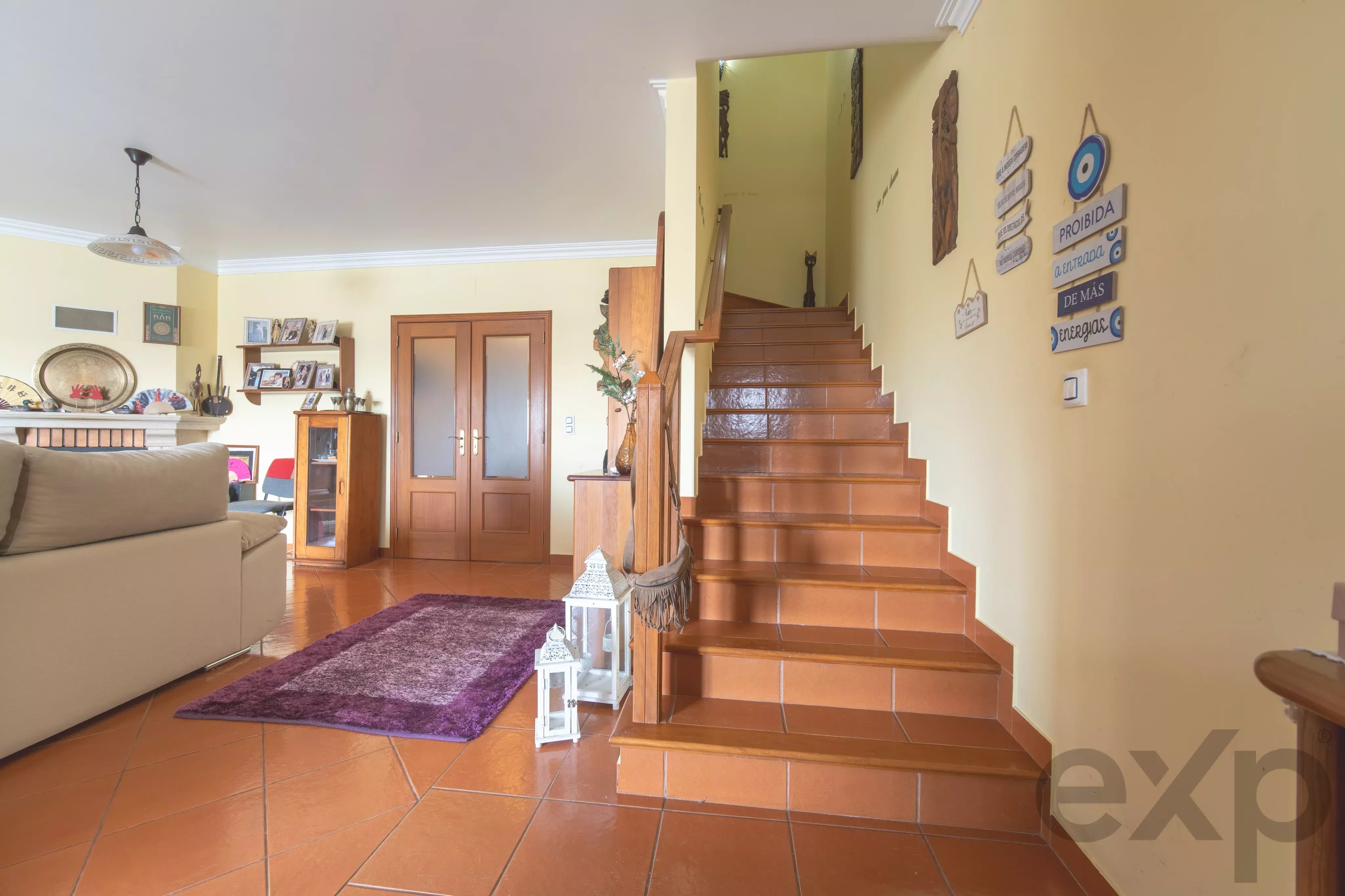 "Viver a 30 minutos de Lisboa, num condomínio privado, com espaço para a família e perto das praias da Ericeira." 87035720 image 6