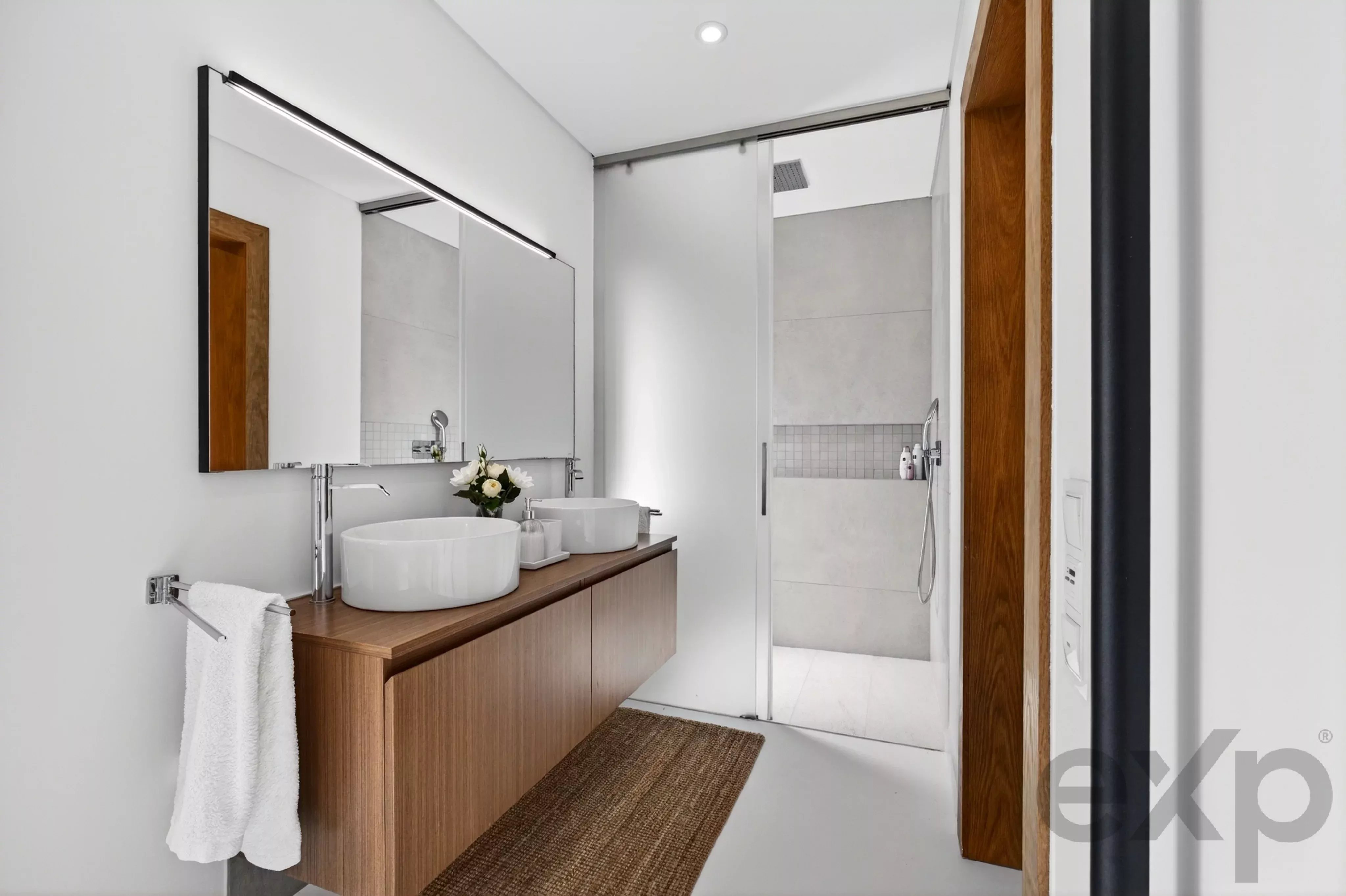 -Moradia Térrea de Luxo | 250 m² | 4 Quartos + Escritório | Piscina Privativa | 2+ ha | Vale da Rosa, Estoi, Faro 87037283 image 35