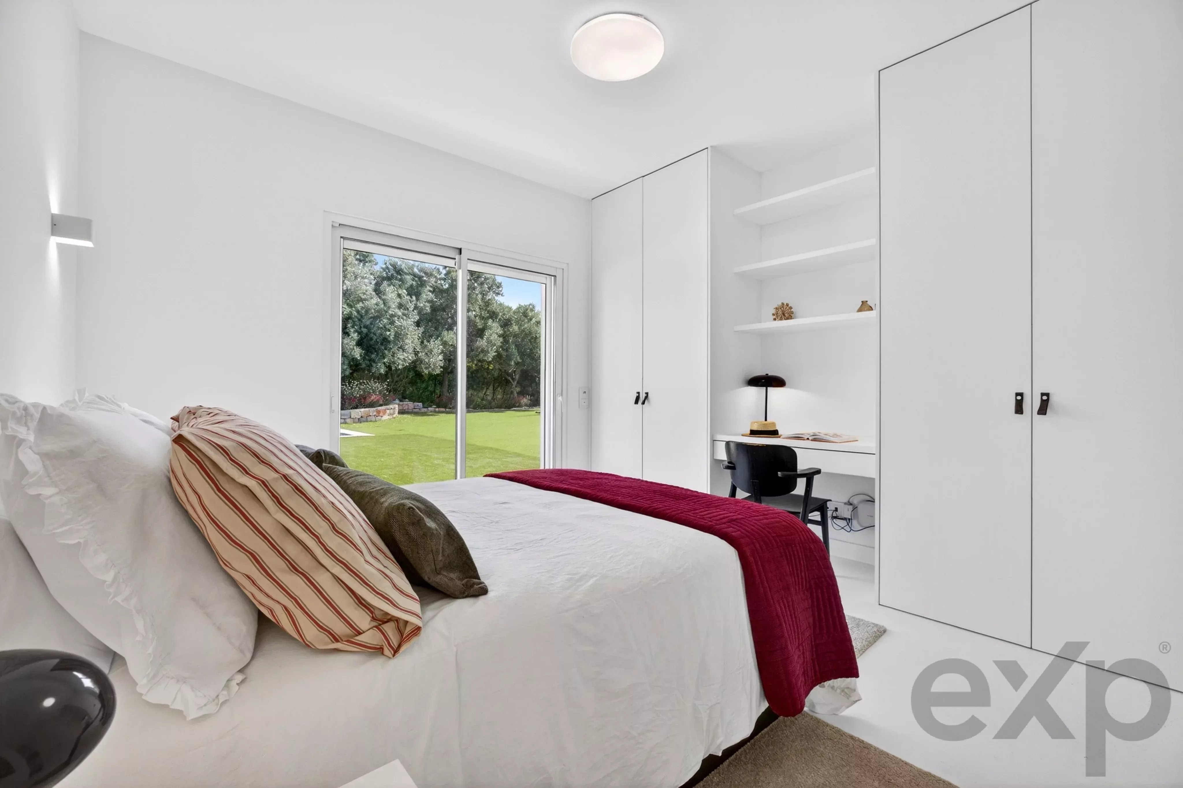 -Moradia Térrea de Luxo | 250 m² | 4 Quartos + Escritório | Piscina Privativa | 2+ ha | Vale da Rosa, Estoi, Faro 87037283 image 25