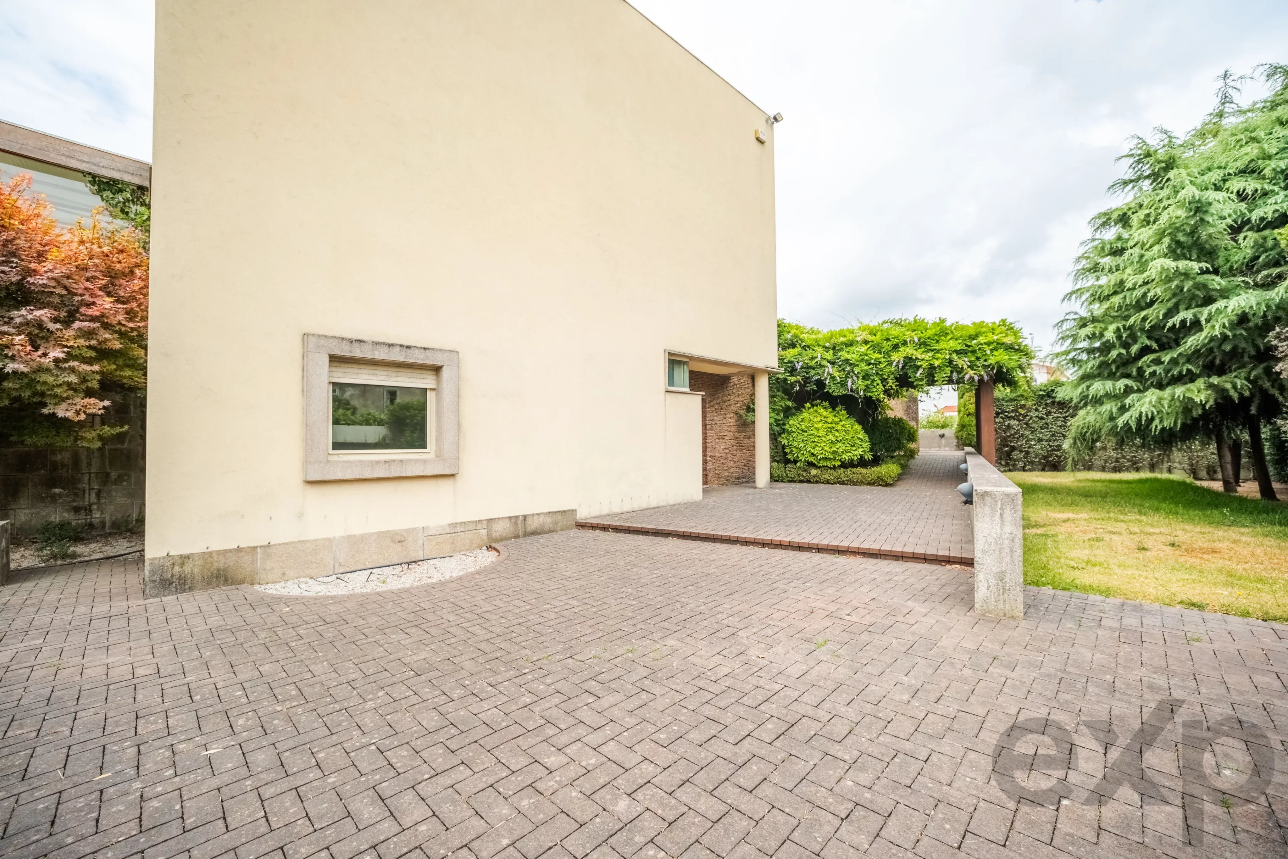 Residential House for sale in Coronado (São Romão e São Mamede), 400 m²