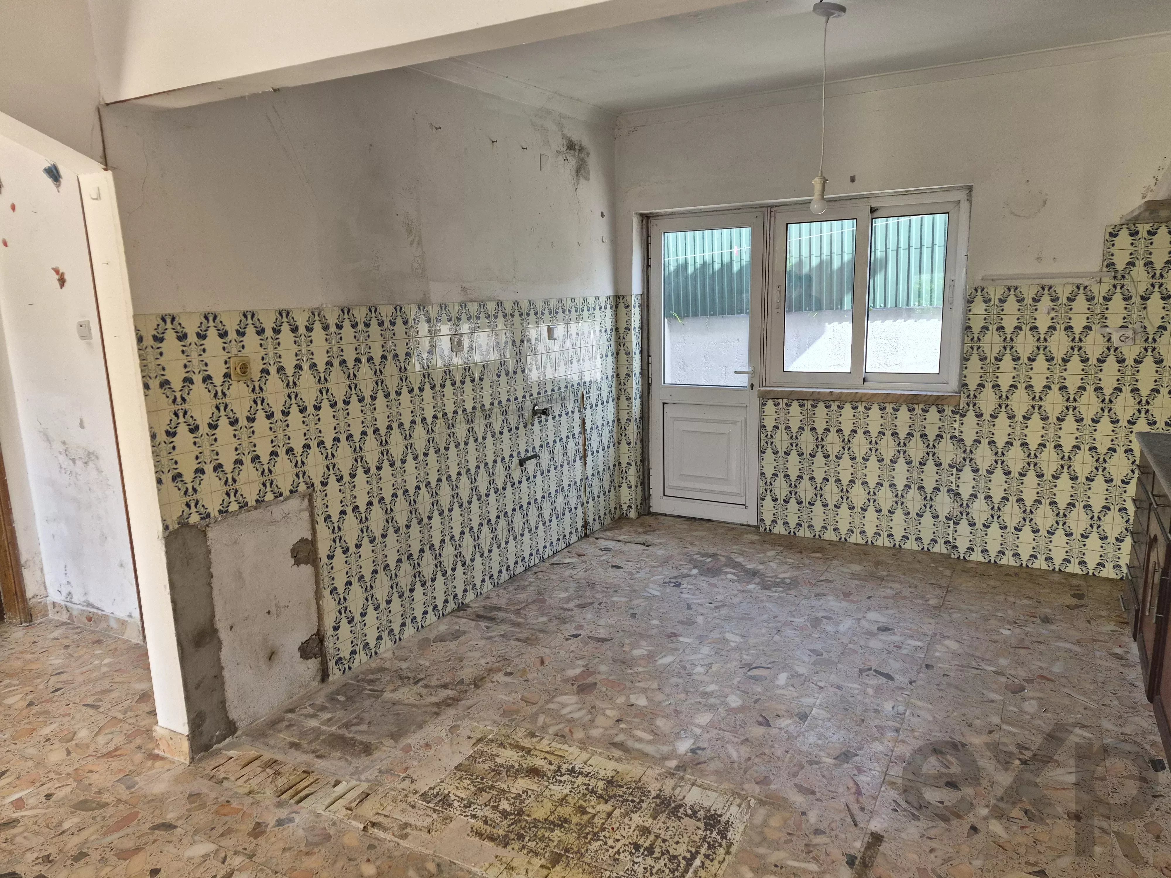 Moradia à venda em Charneca de Caparica e Sobreda, 135 m²