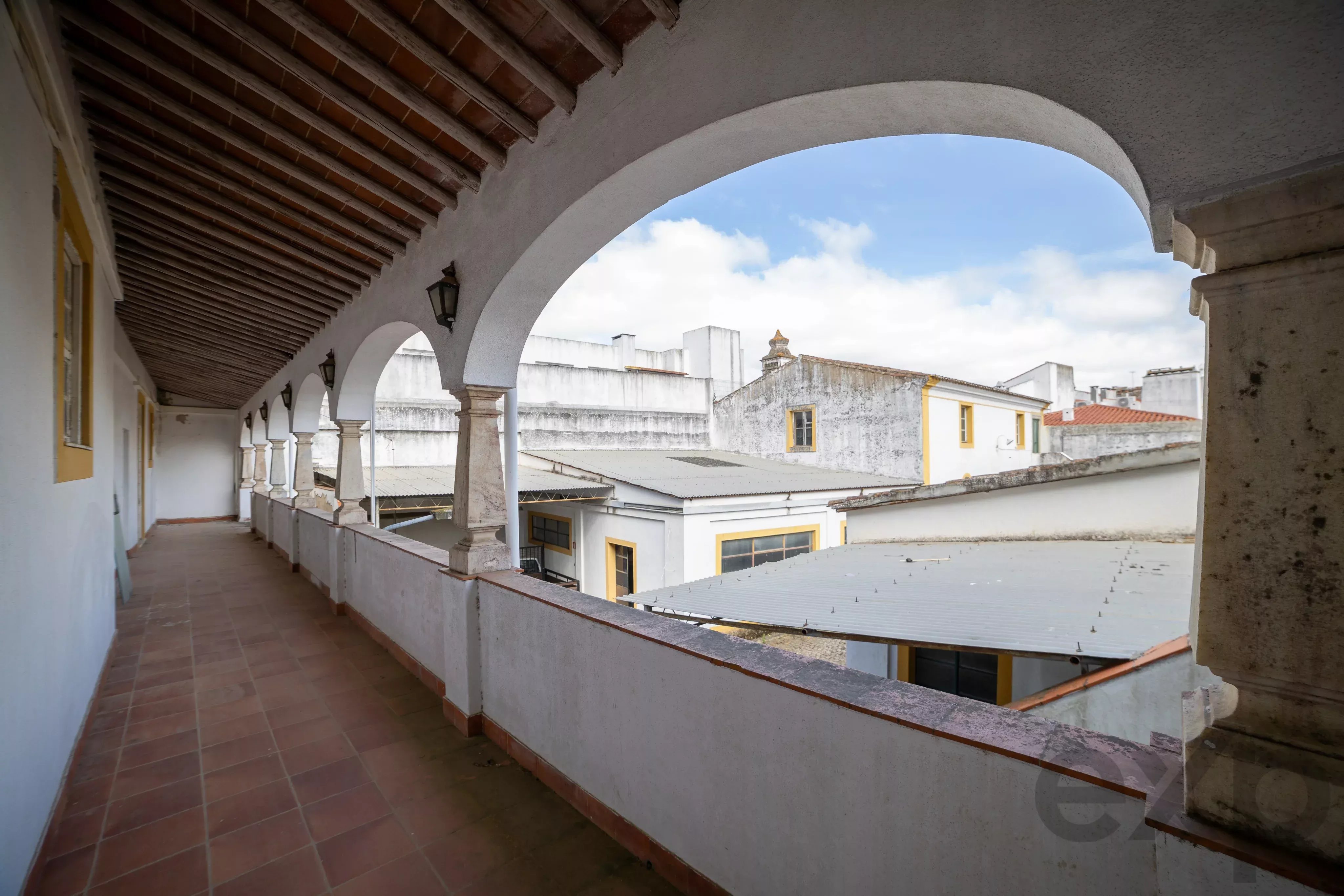 Spacious building with 30 rooms and an elevator in Évora 87042401 image 15