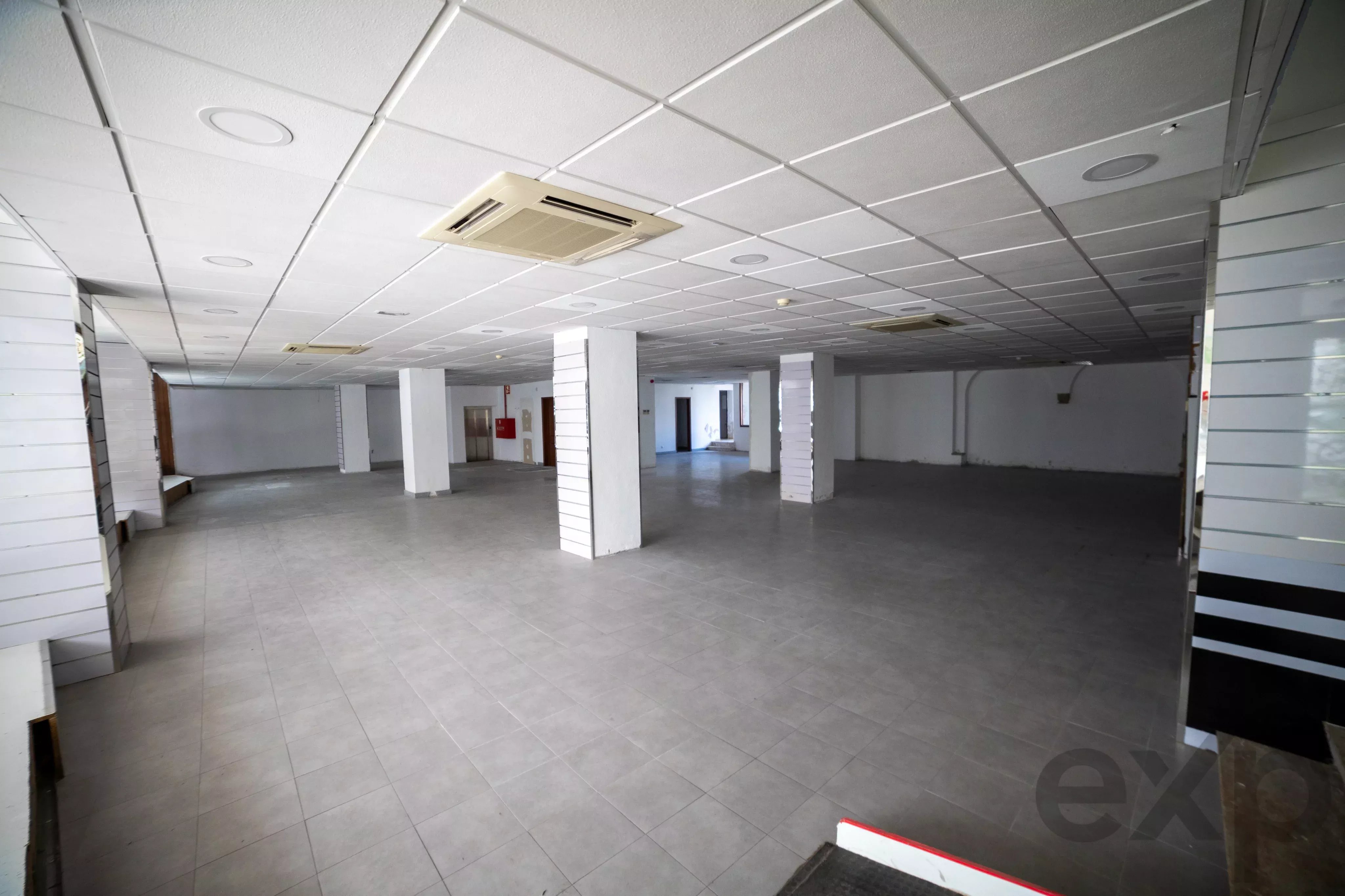 Spacious building with 30 rooms and an elevator in Évora 87042401 image 16