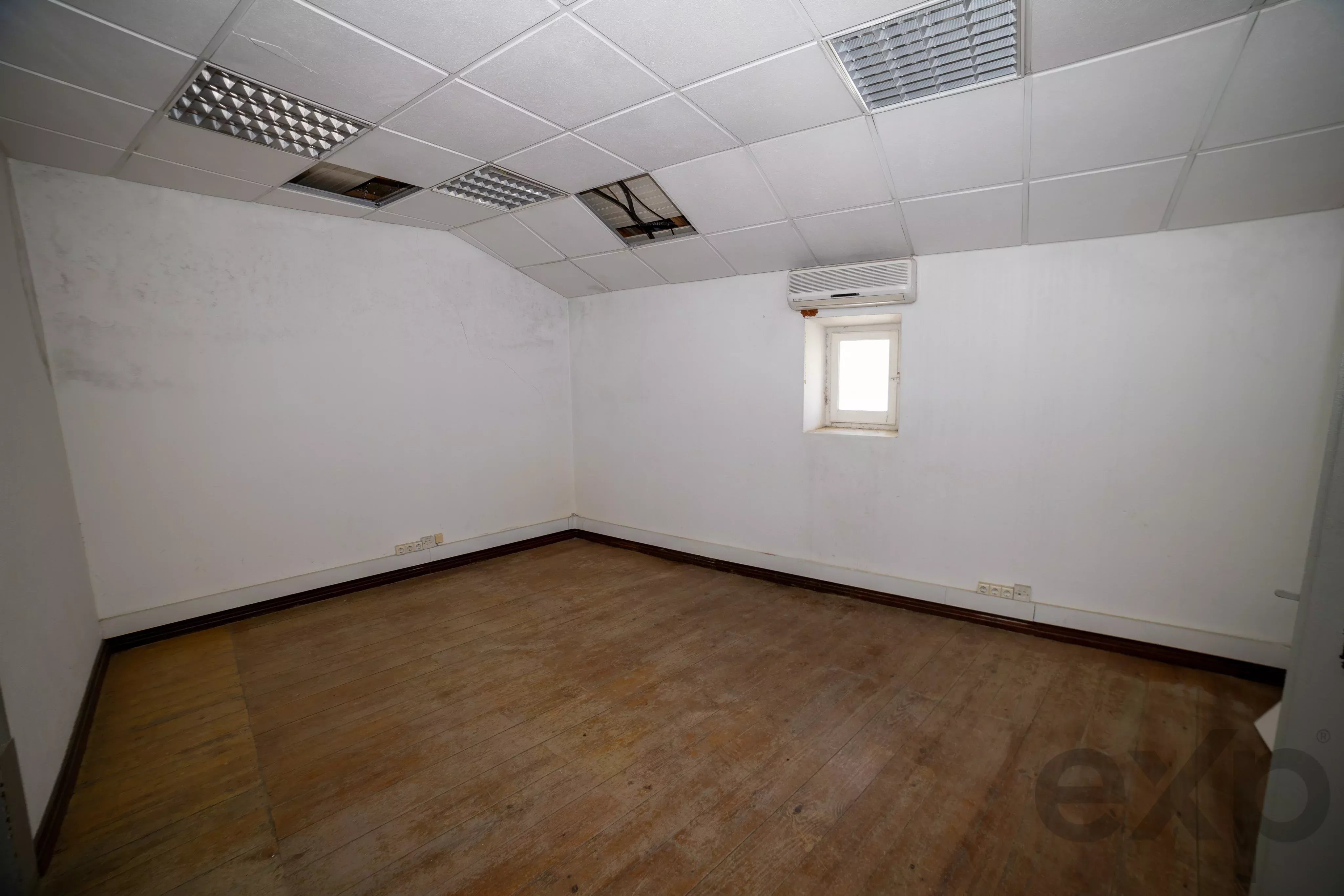 Spacious building with 30 rooms and an elevator in Évora 87042401 image 36