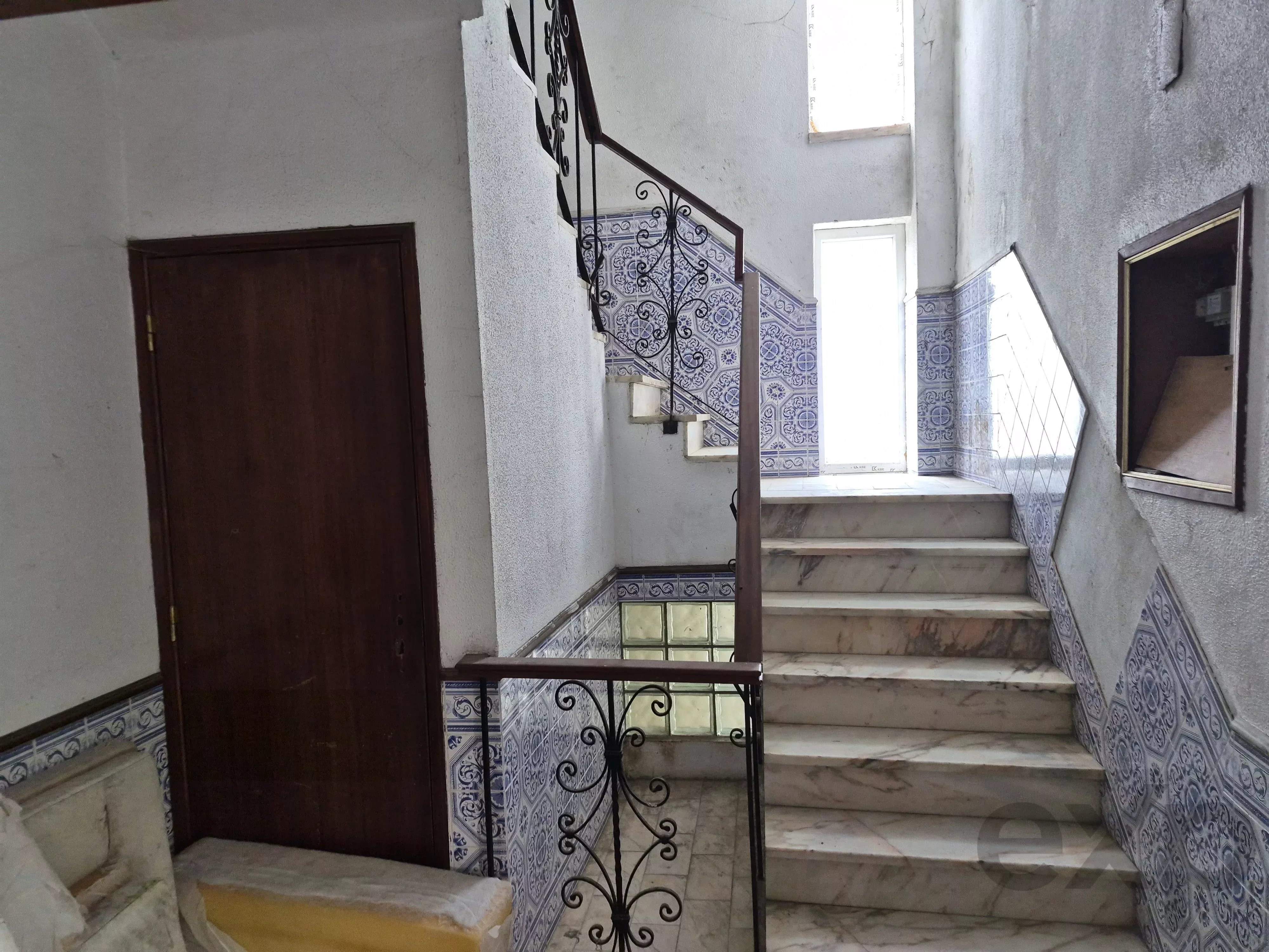 MORADIA T6 PARA RECUPERAR – VAL CAVALA, CHARNECA DA CAPARICA 87042419 image 7