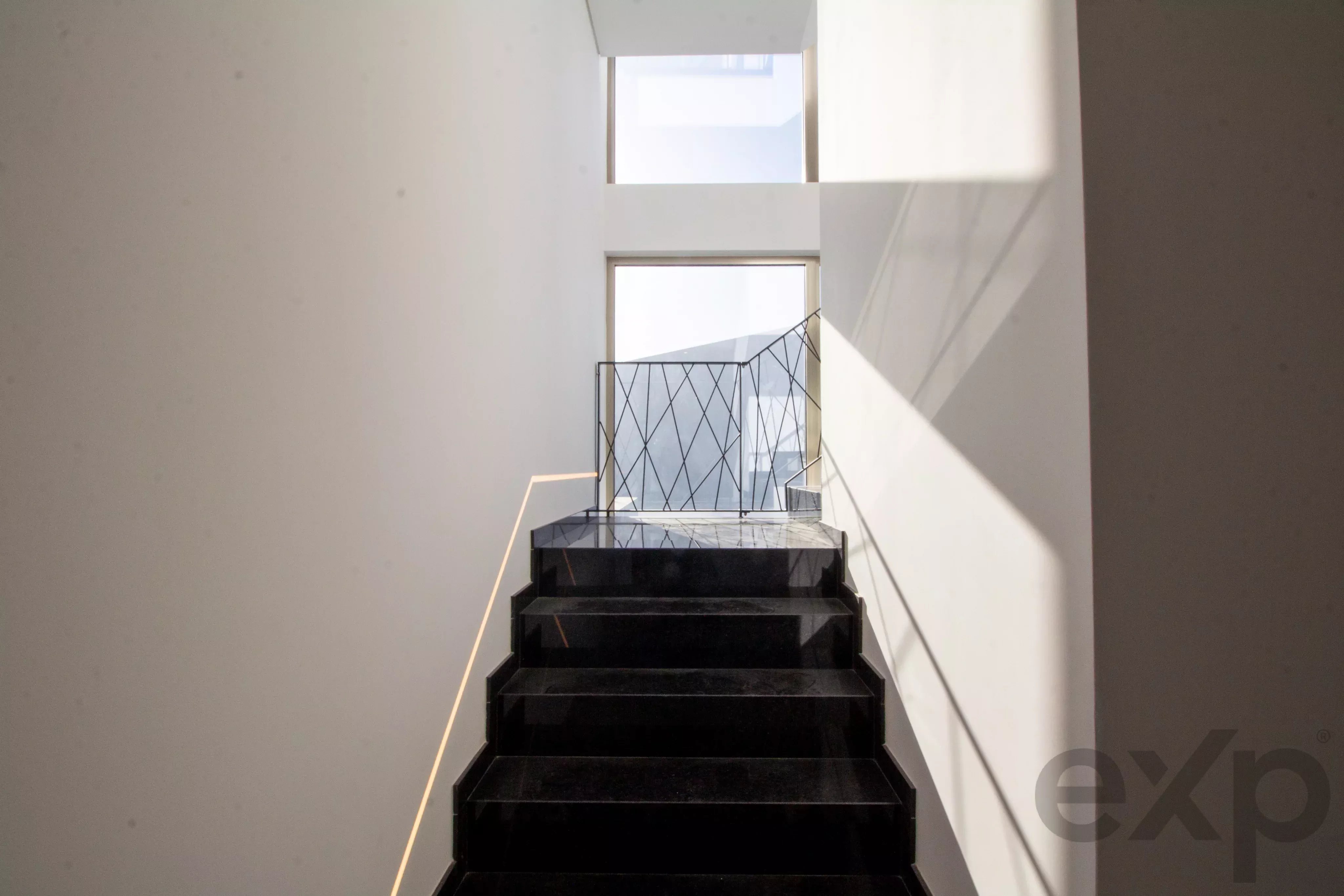 Moradia Contemporânea de Luxo com Vista em Ferragudo 87049638 image 44
