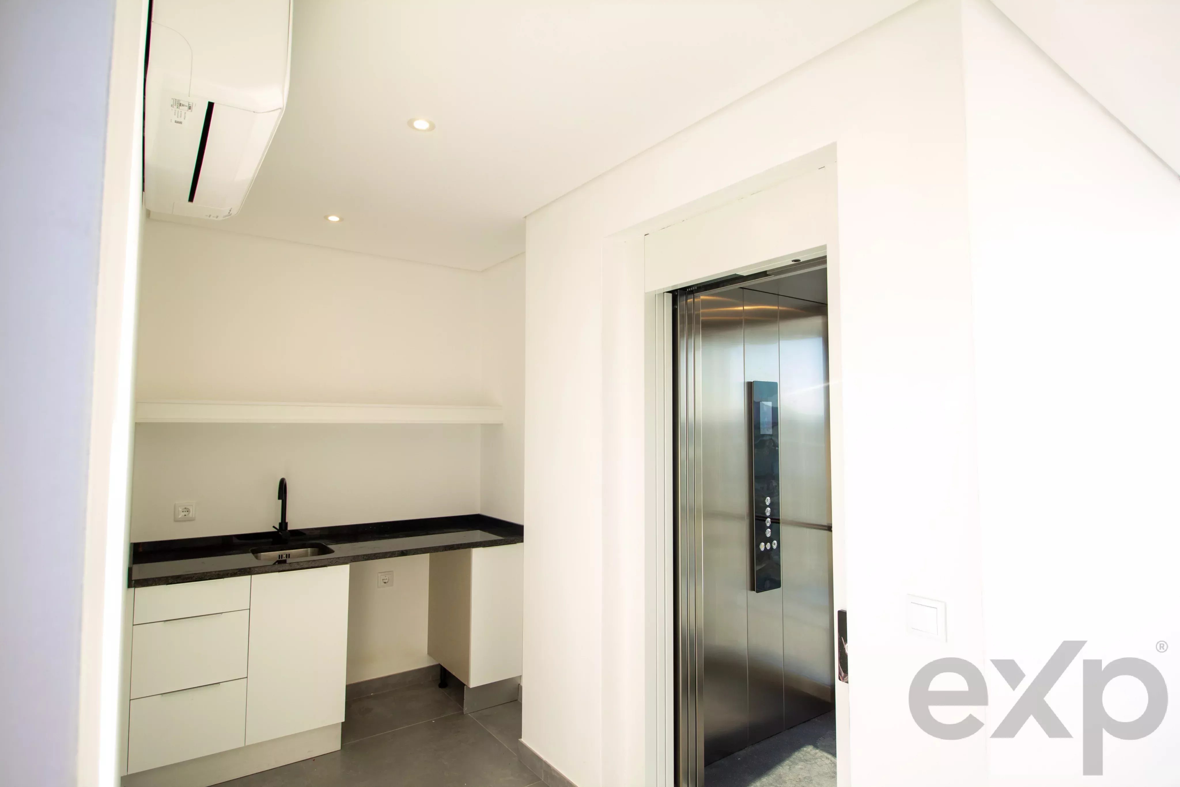 Moradia Contemporânea de Luxo com Vista em Ferragudo 87049638 image 69