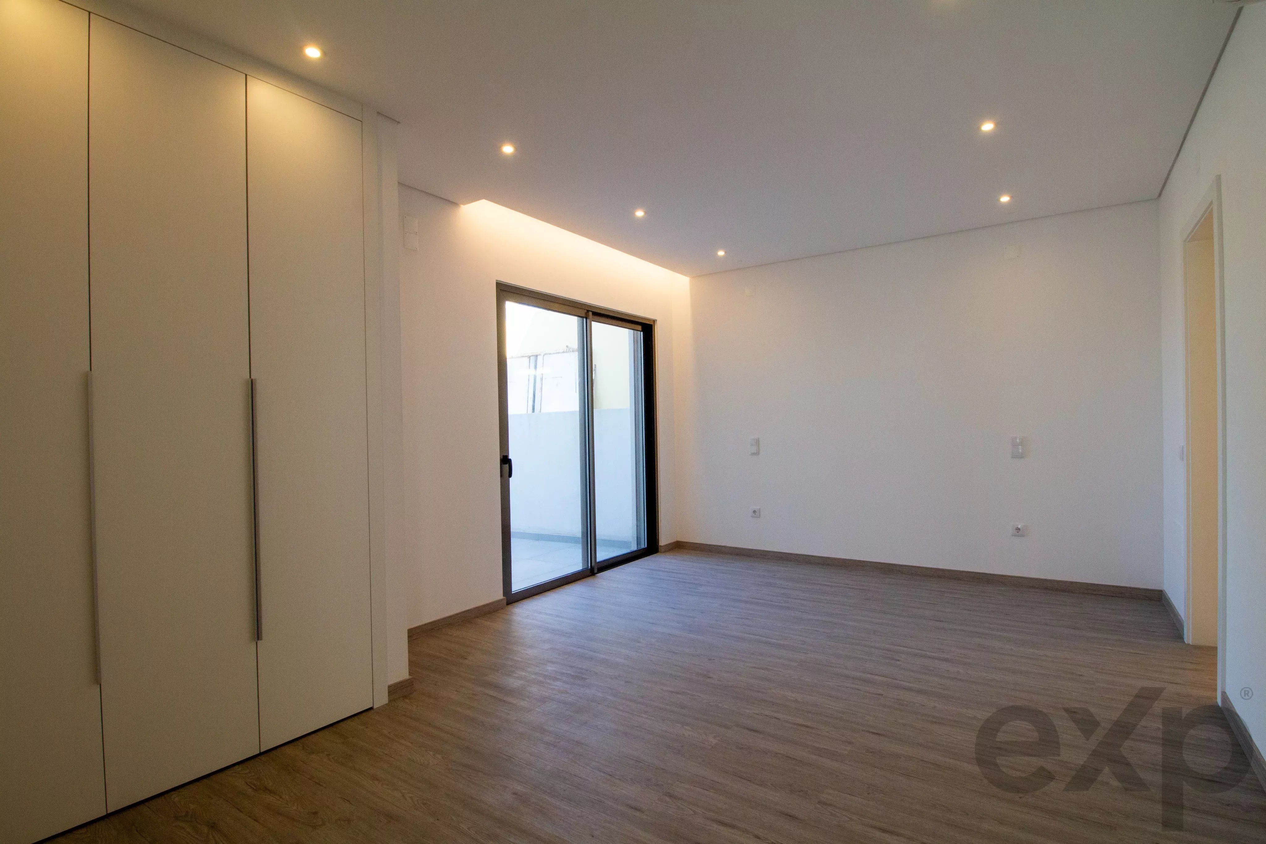 Moradia Contemporânea de Luxo com Vista em Ferragudo 87049638 image 26