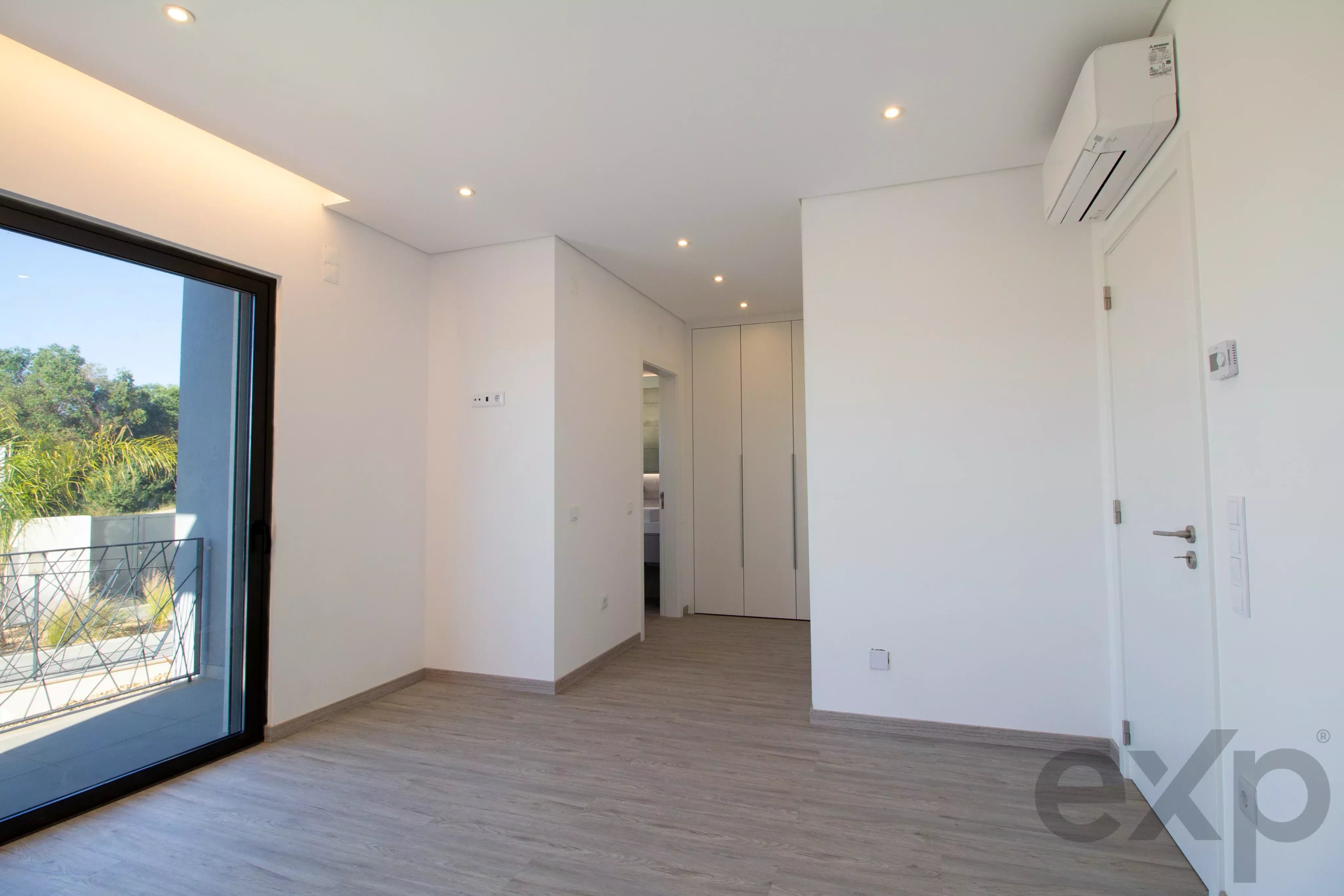 Moradia Contemporânea de Luxo com Vista em Ferragudo 87049638 image 36