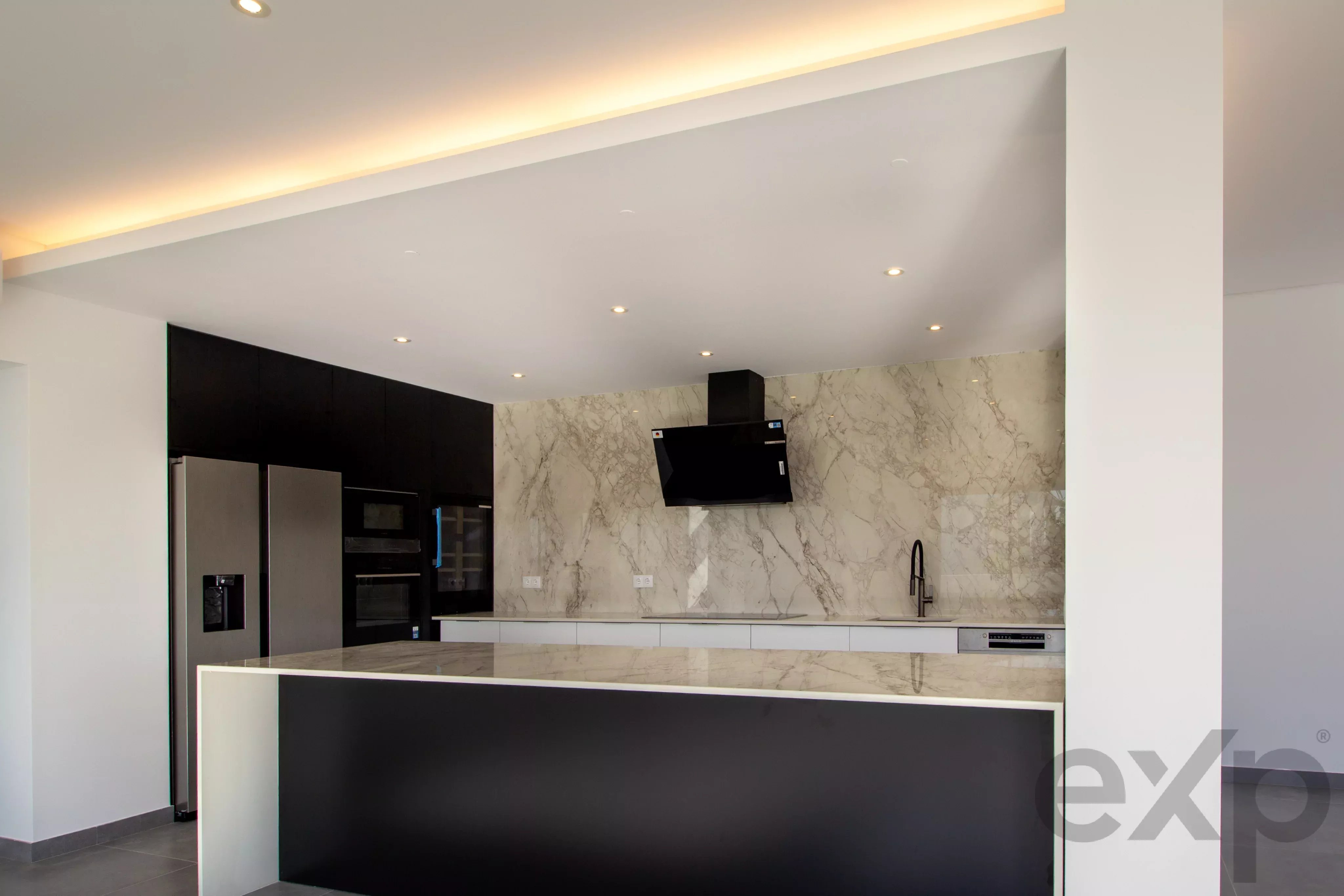 Moradia Contemporânea de Luxo com Vista em Ferragudo 87049638 image 16