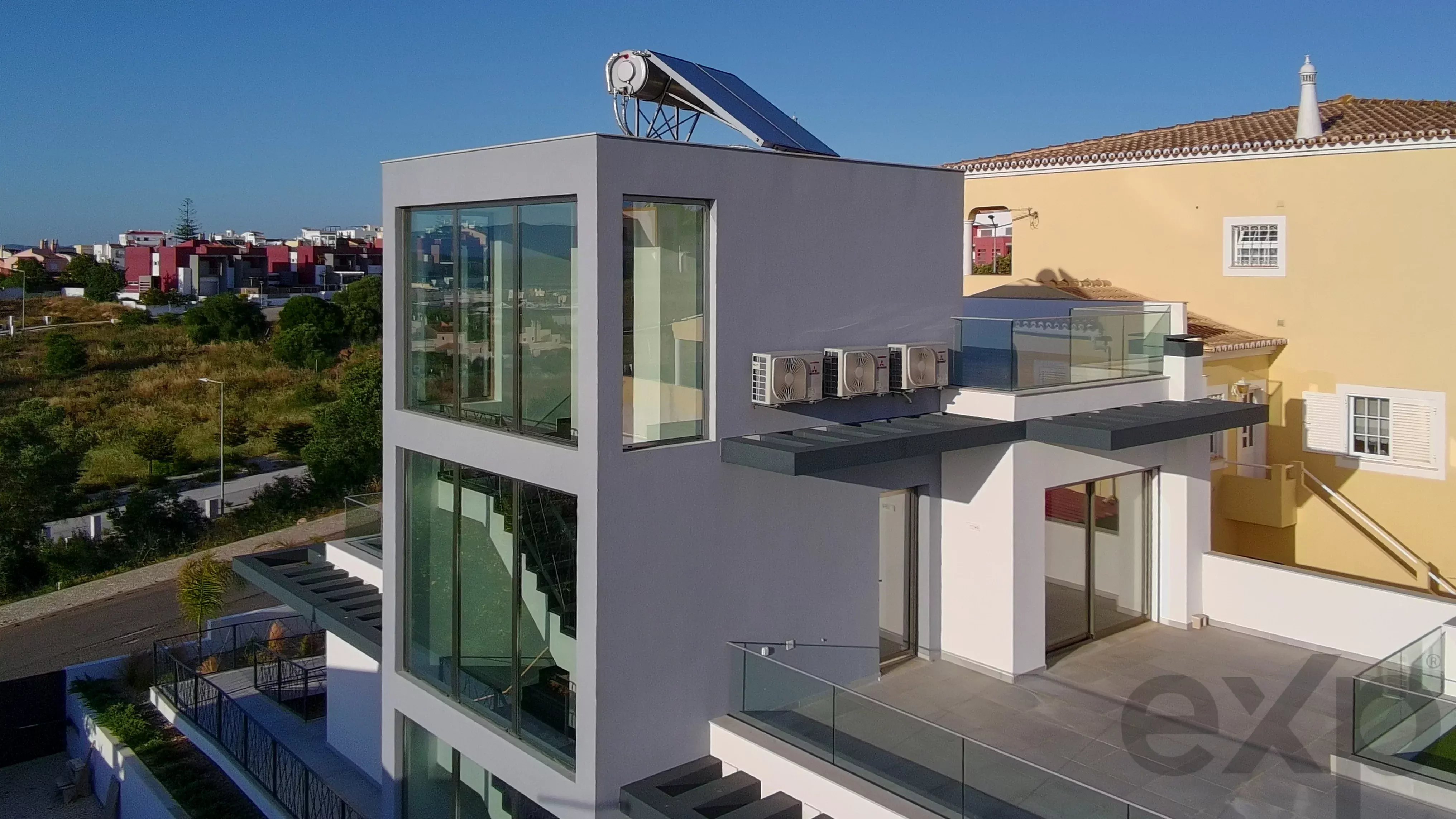 Moradia Contemporânea de Luxo com Vista em Ferragudo 87049638 image 96
