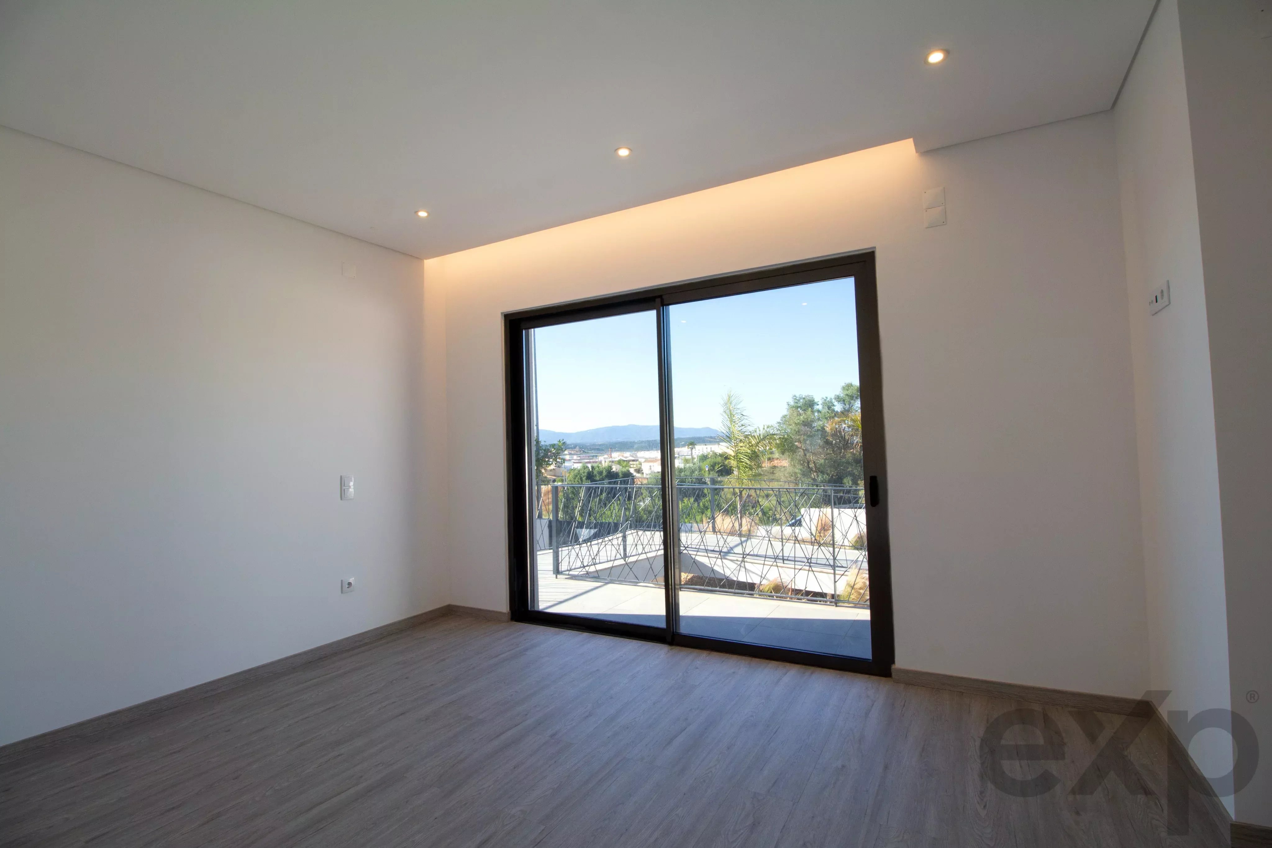 Moradia Contemporânea de Luxo com Vista em Ferragudo 87049638 image 35