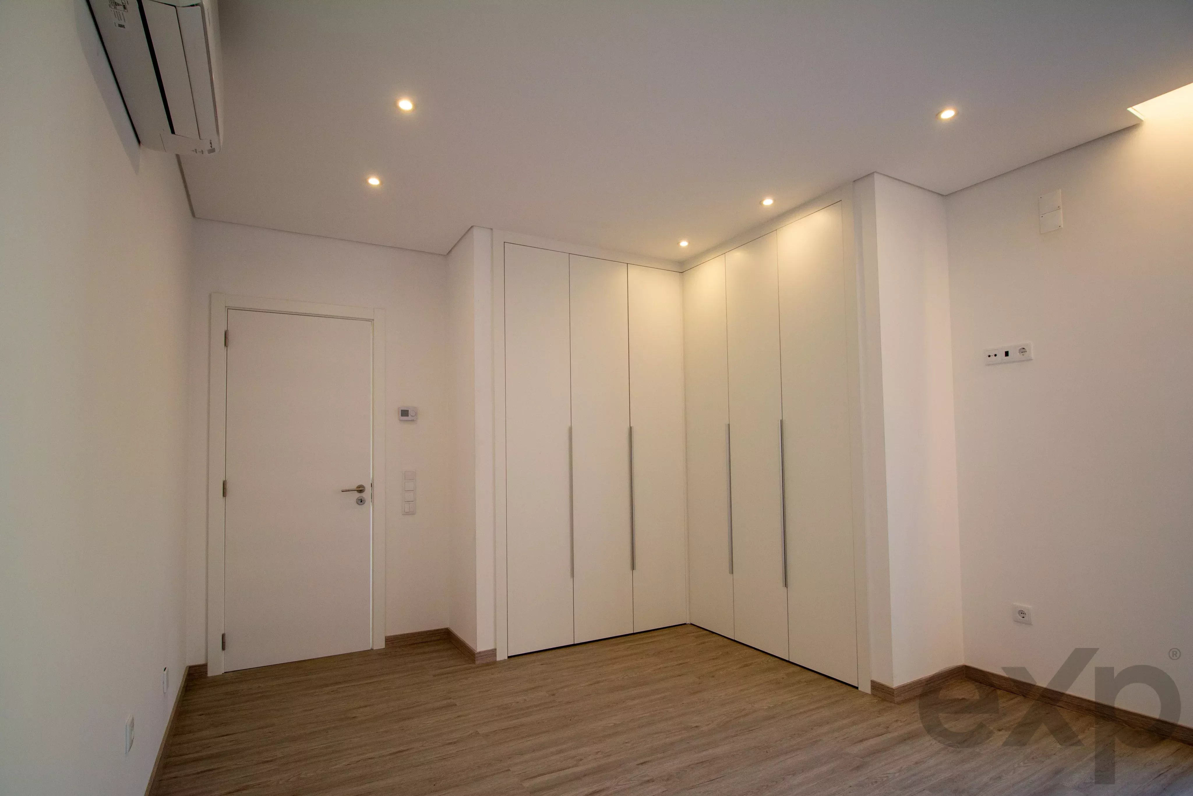Moradia Contemporânea de Luxo com Vista em Ferragudo 87049638 image 29