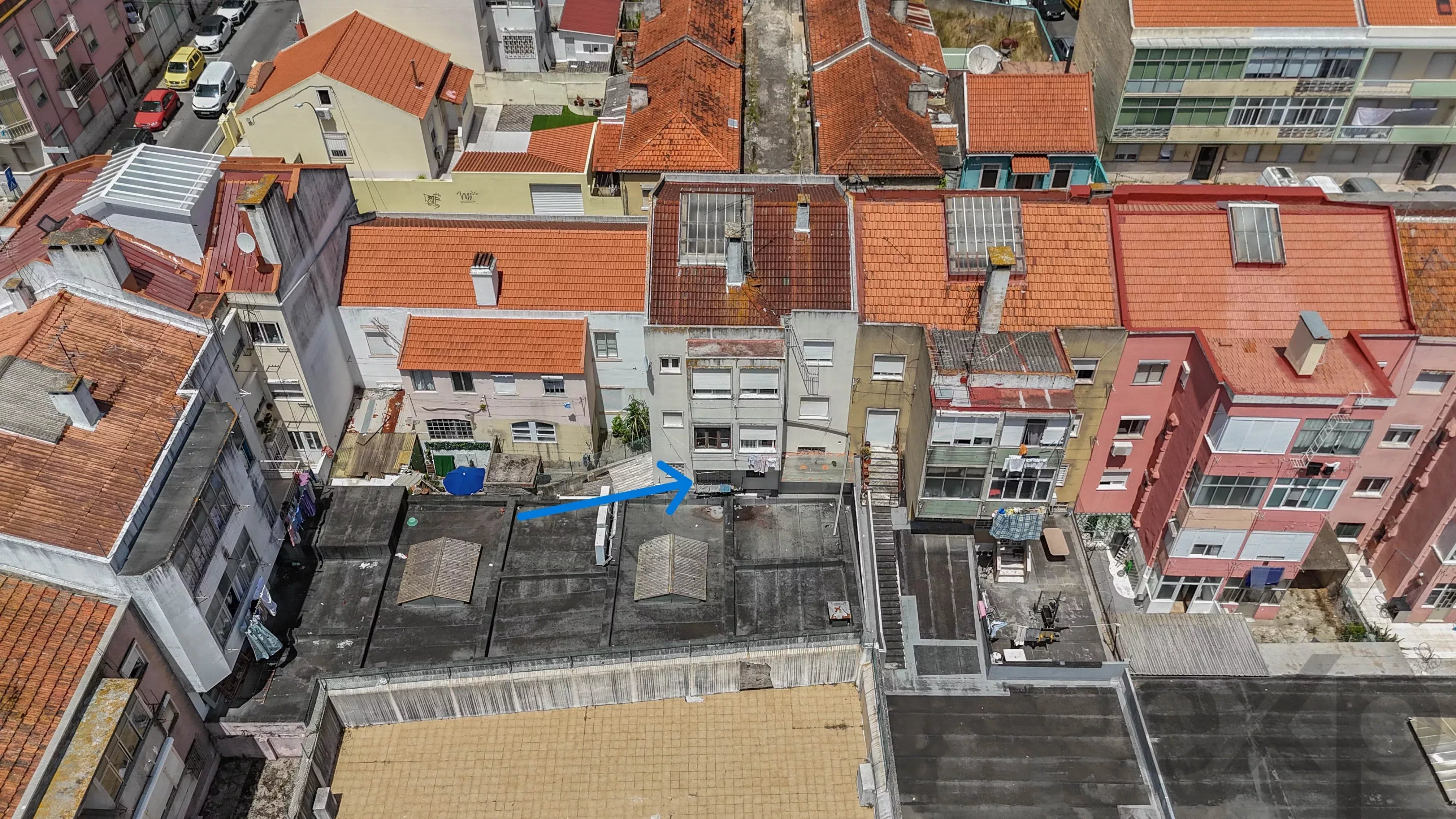 Investimento: Apart. T0 à venda na Rua Henrique Nogueira, Amadora