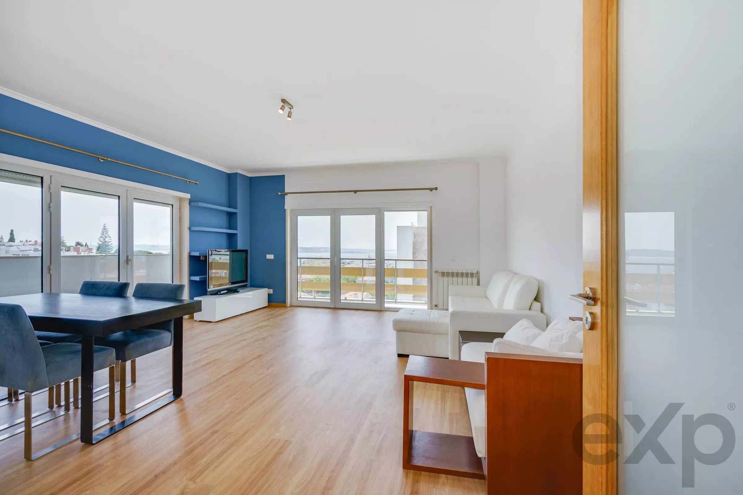 Apartamento para alugar em Oeiras e S. Julião da Barra, Paço de Arcos e Caxias, 125 m²