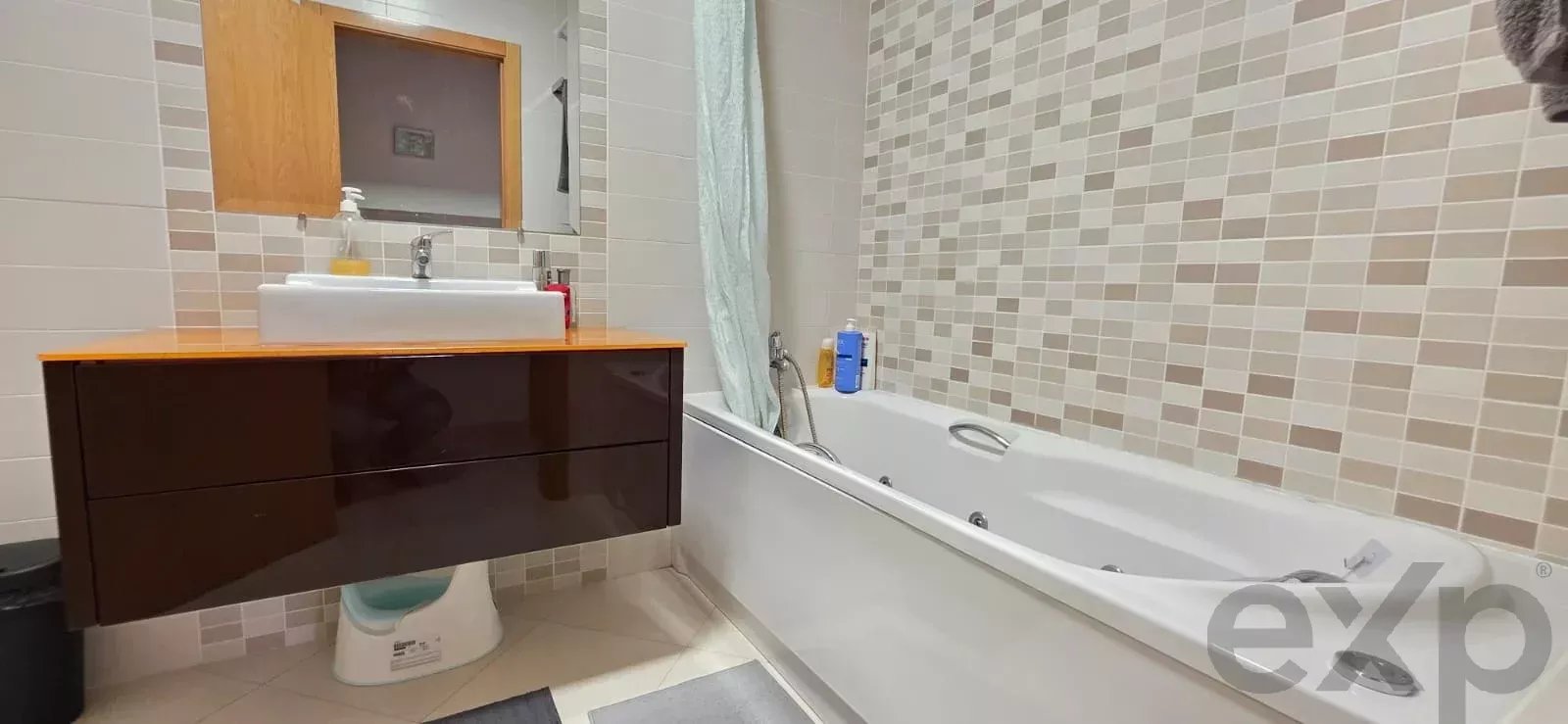 Spacious T2 in the João de Ourém development, Olhão 87072287 image 10
