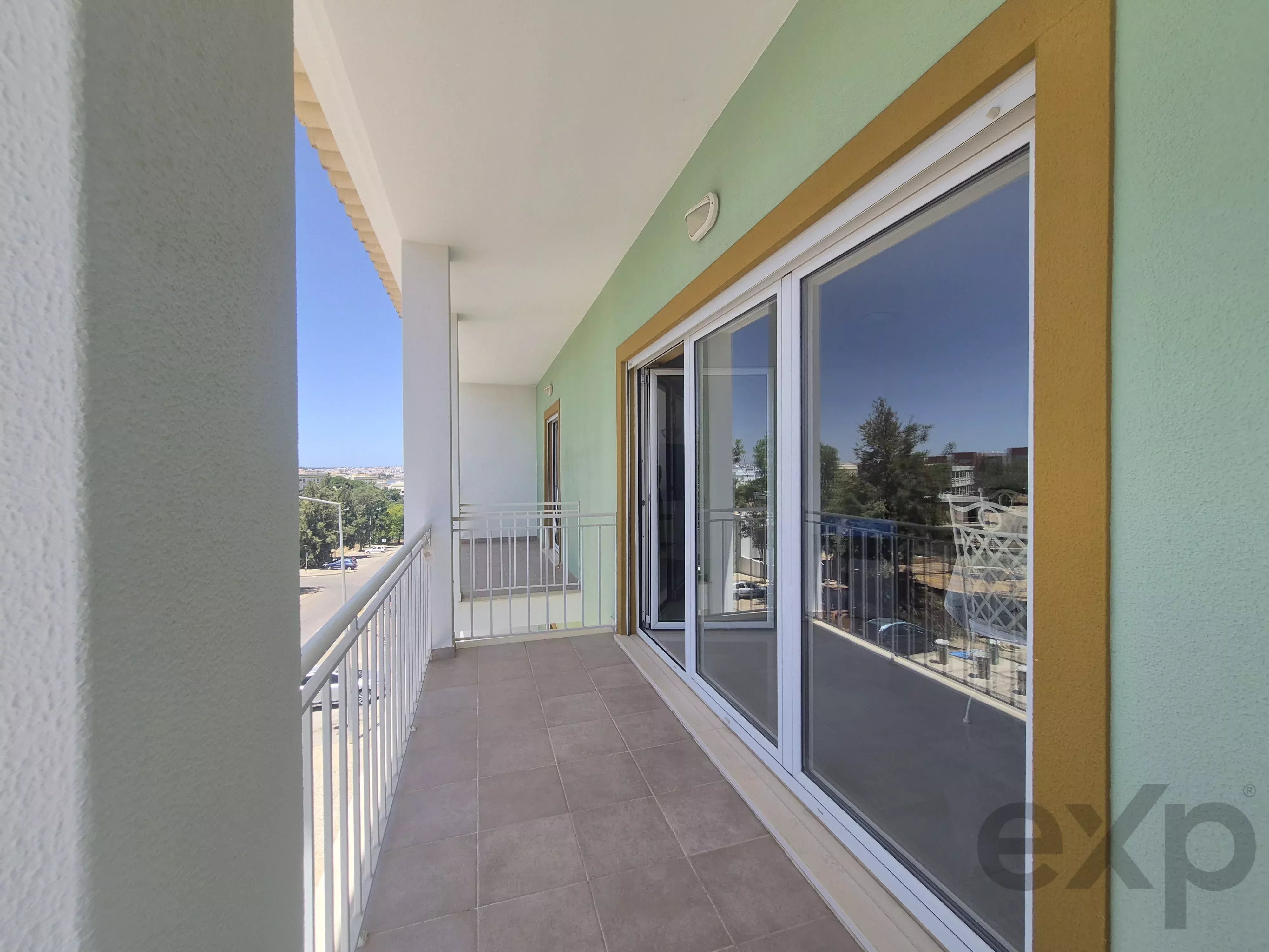 T3 Apartment with Garage, Near Ferragudo 87077655 image 11