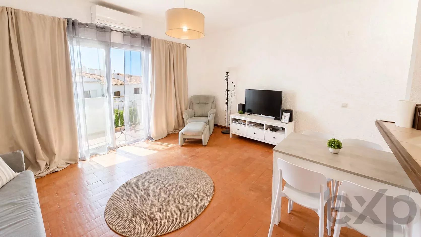 Exclusive T1 Apartment, Aldeamento Marim 87087958 image 4