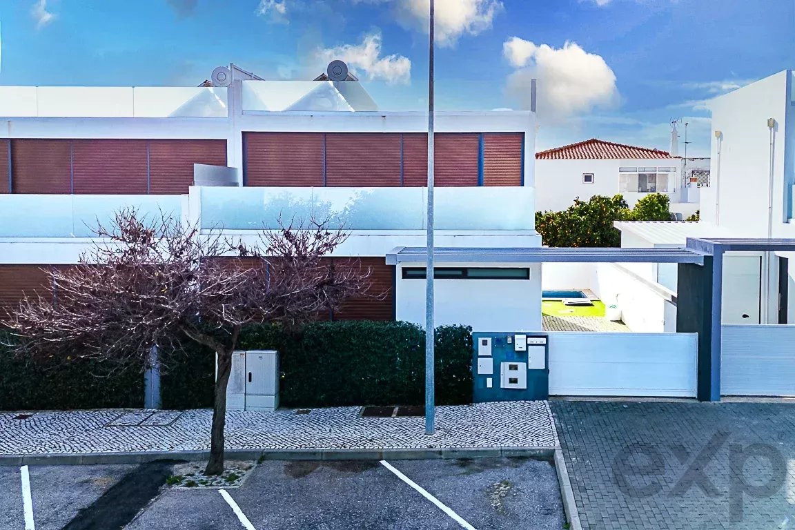 Moradia T3 com Piscina Privada | Luz de Tavira | Arrendamento Longo Prazo | Disponível para Visitas