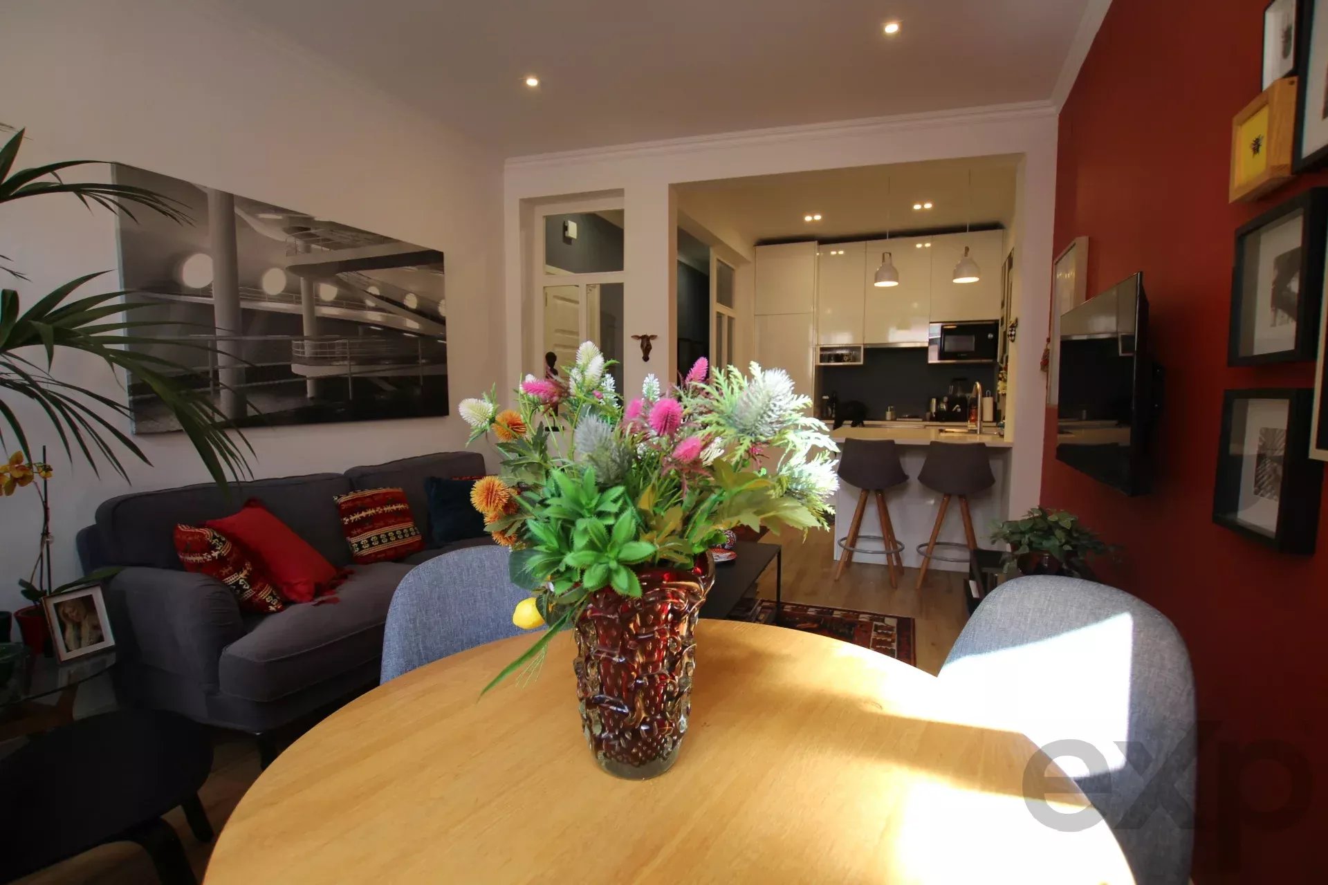 The best two‑bedroom apartment, featuring an ensuite bedroom, one bathroom and a dedicated laundry area. 87101188 image 9