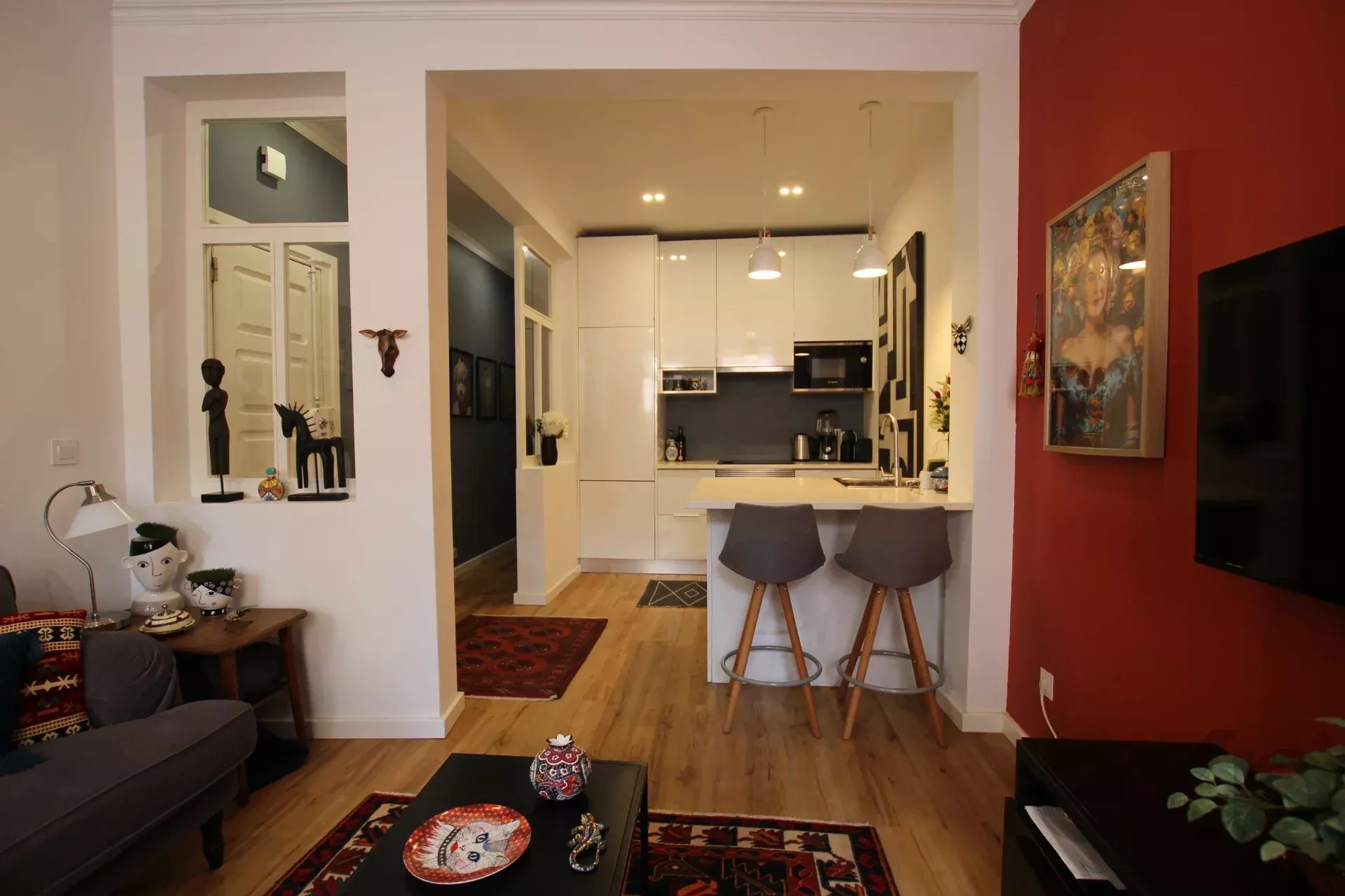 The best two‑bedroom apartment, featuring an ensuite bedroom, one bathroom and a dedicated laundry area. 87101188 image 3