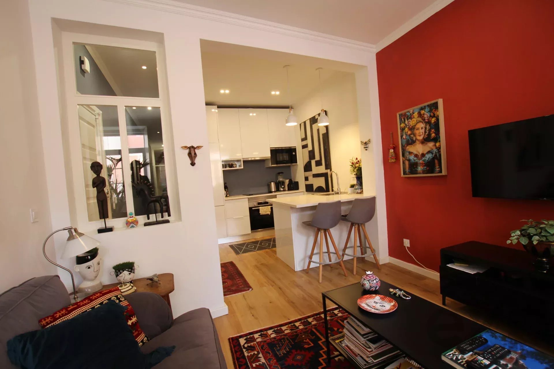 The best two‑bedroom apartment, featuring an ensuite bedroom, one bathroom and a dedicated laundry area. 87101188 image 4