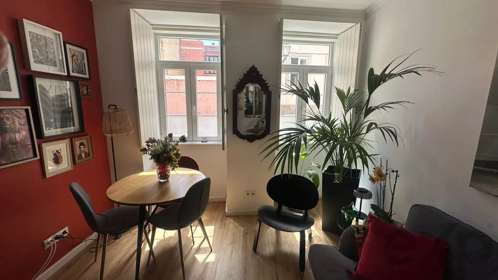 The best two‑bedroom apartment, featuring an ensuite bedroom, one bathroom and a dedicated laundry area. 87101188 image 7