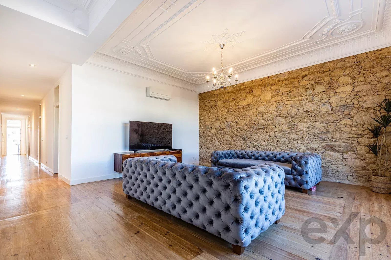 T3 Moderno Mobiliado para Arrendar no Centro de Lisboa