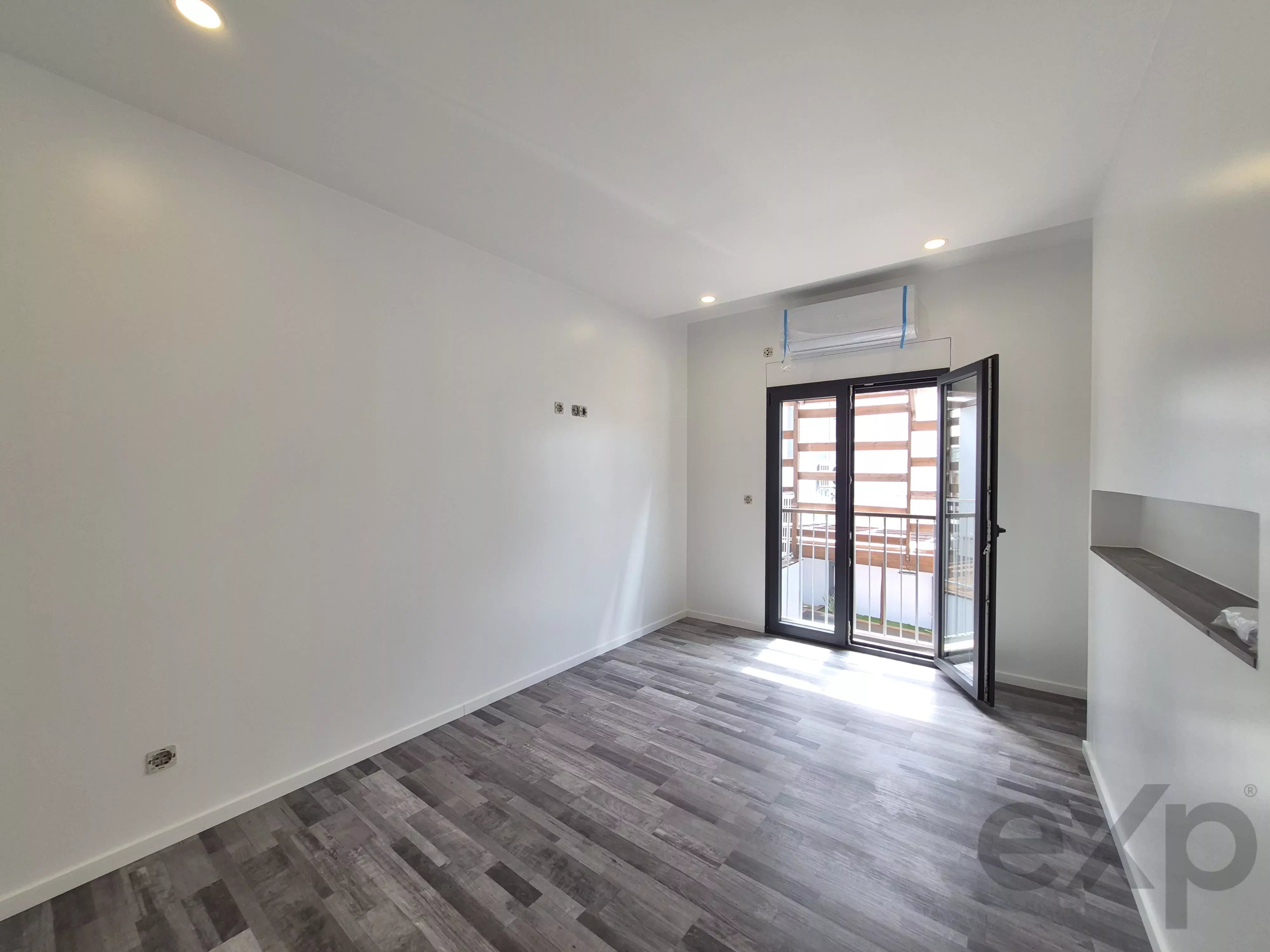 New house, 2 bedrooms, spacious patio, centre of Alvor 87107231 image 42