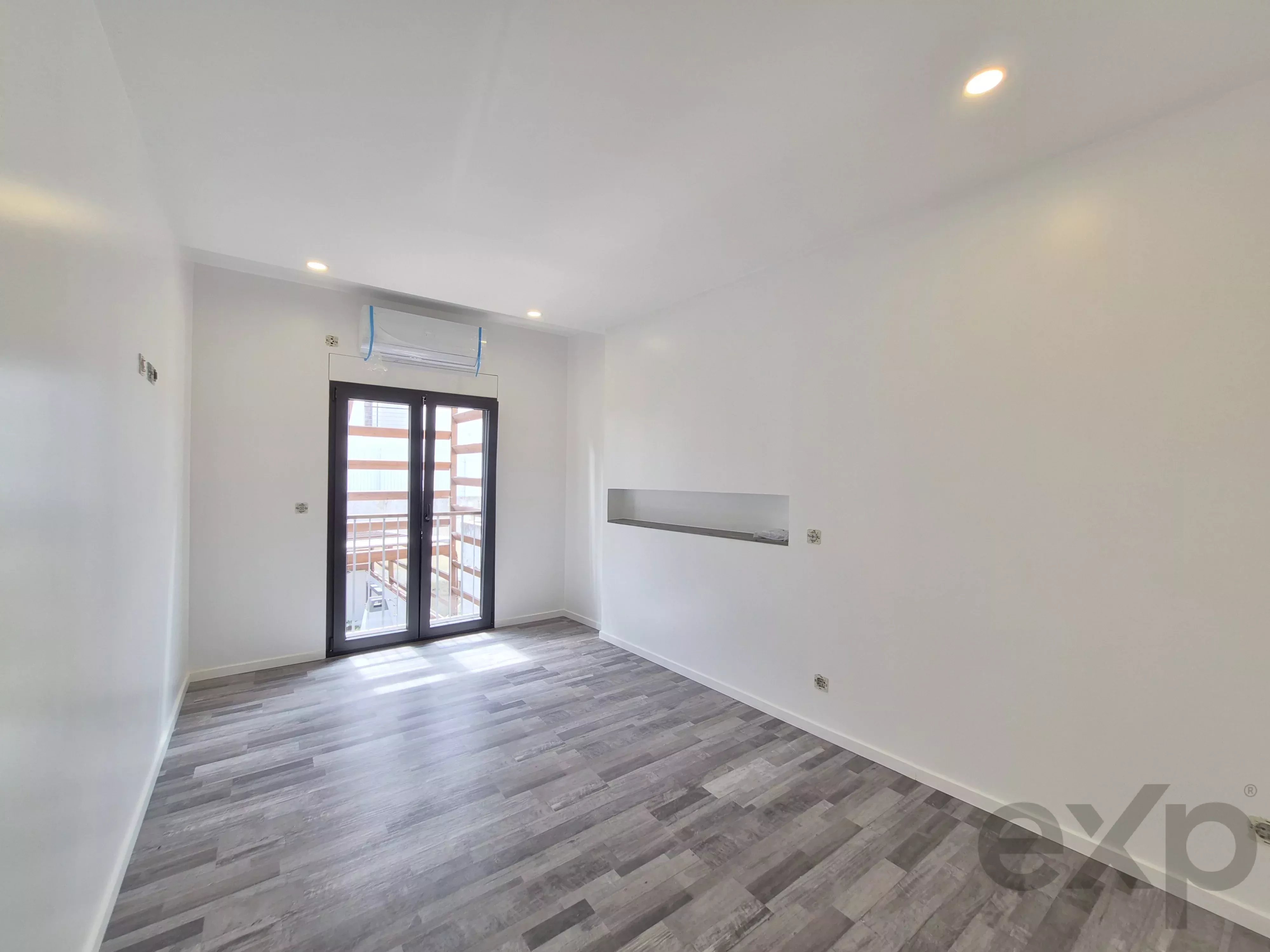 New house, 2 bedrooms, spacious patio, centre of Alvor 87107231 image 40