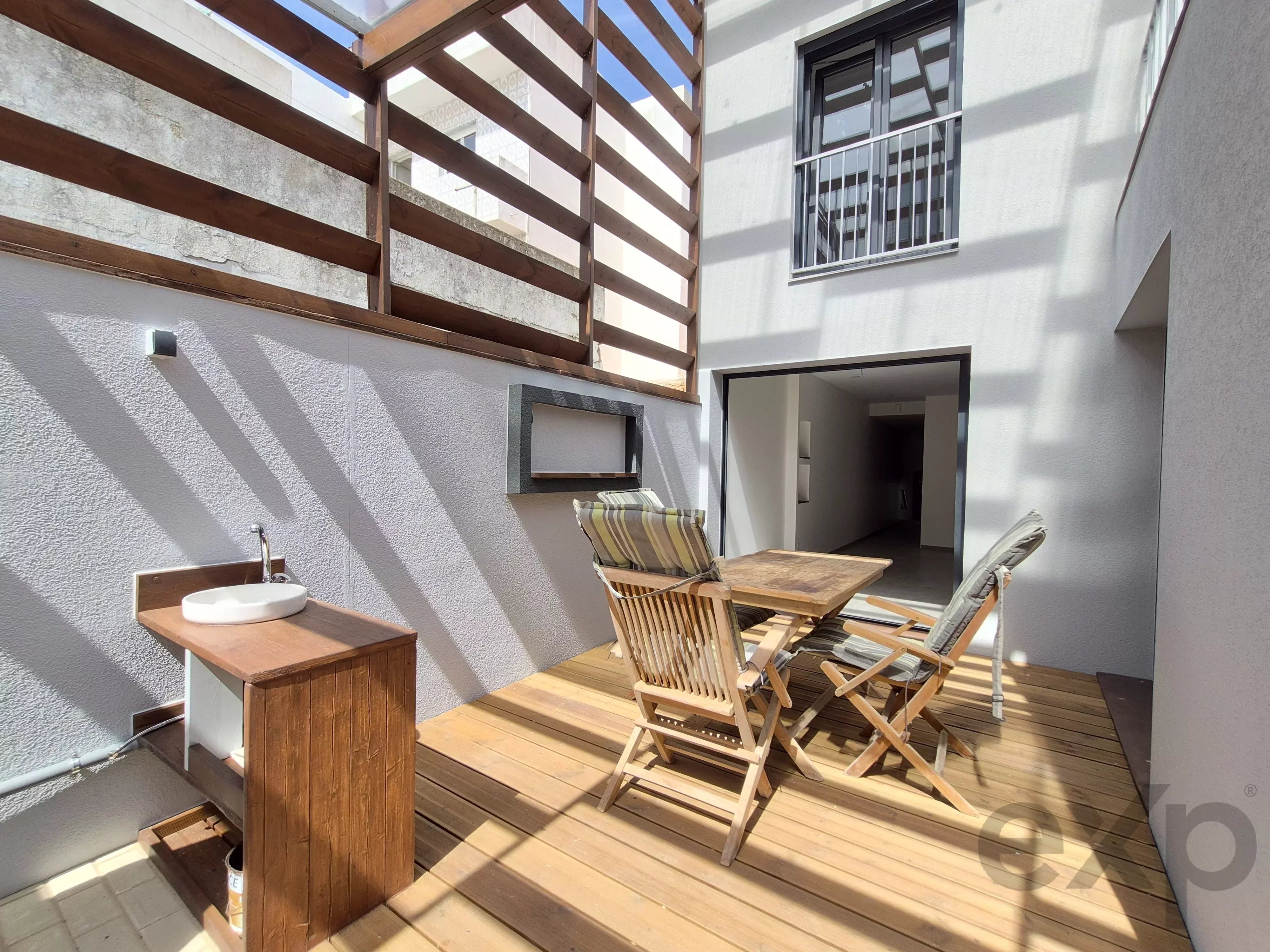 New house, 2 bedrooms, spacious patio, centre of Alvor 87107231 image 5