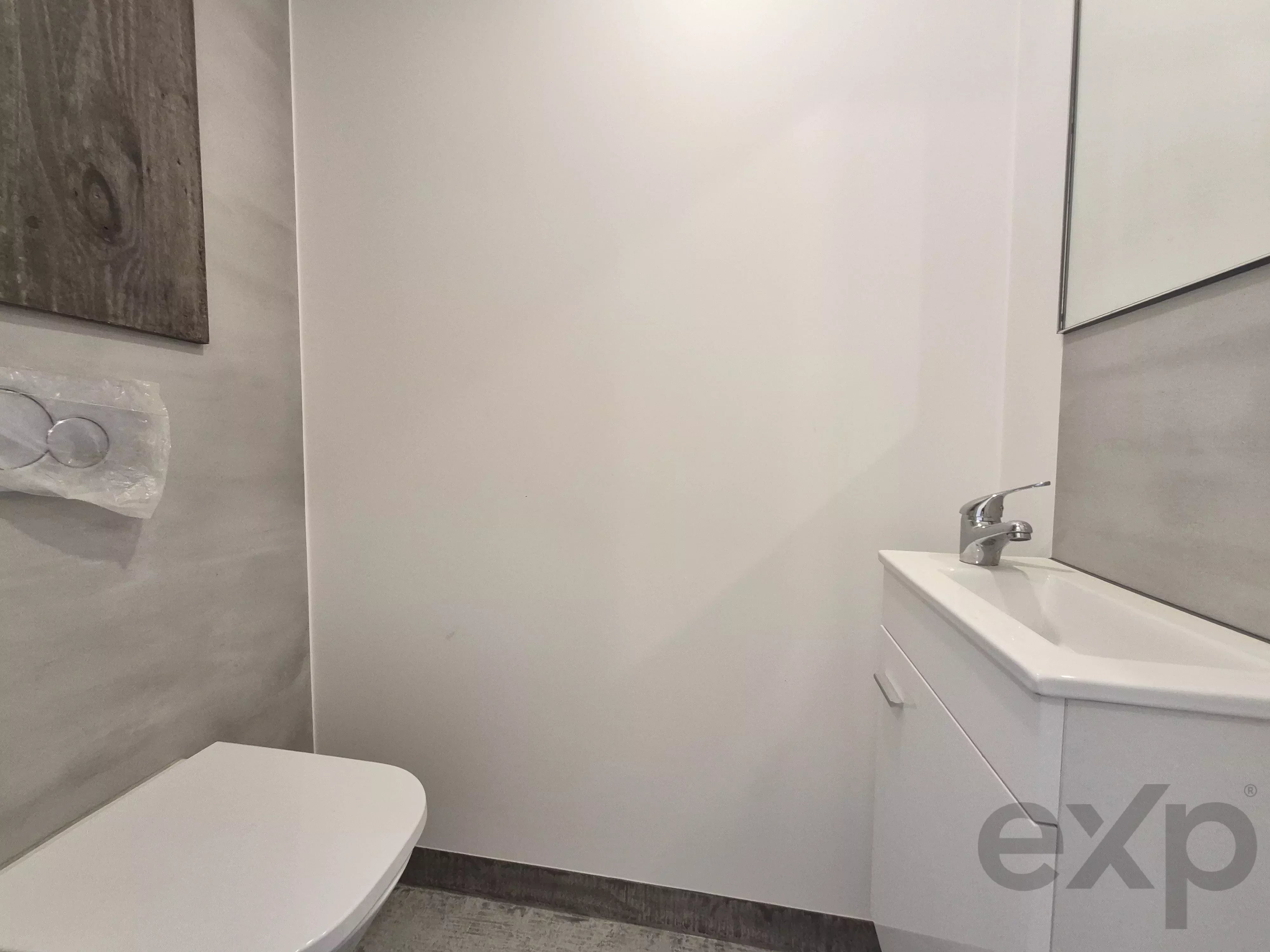 New house, 2 bedrooms, spacious patio, centre of Alvor 87107231 image 22