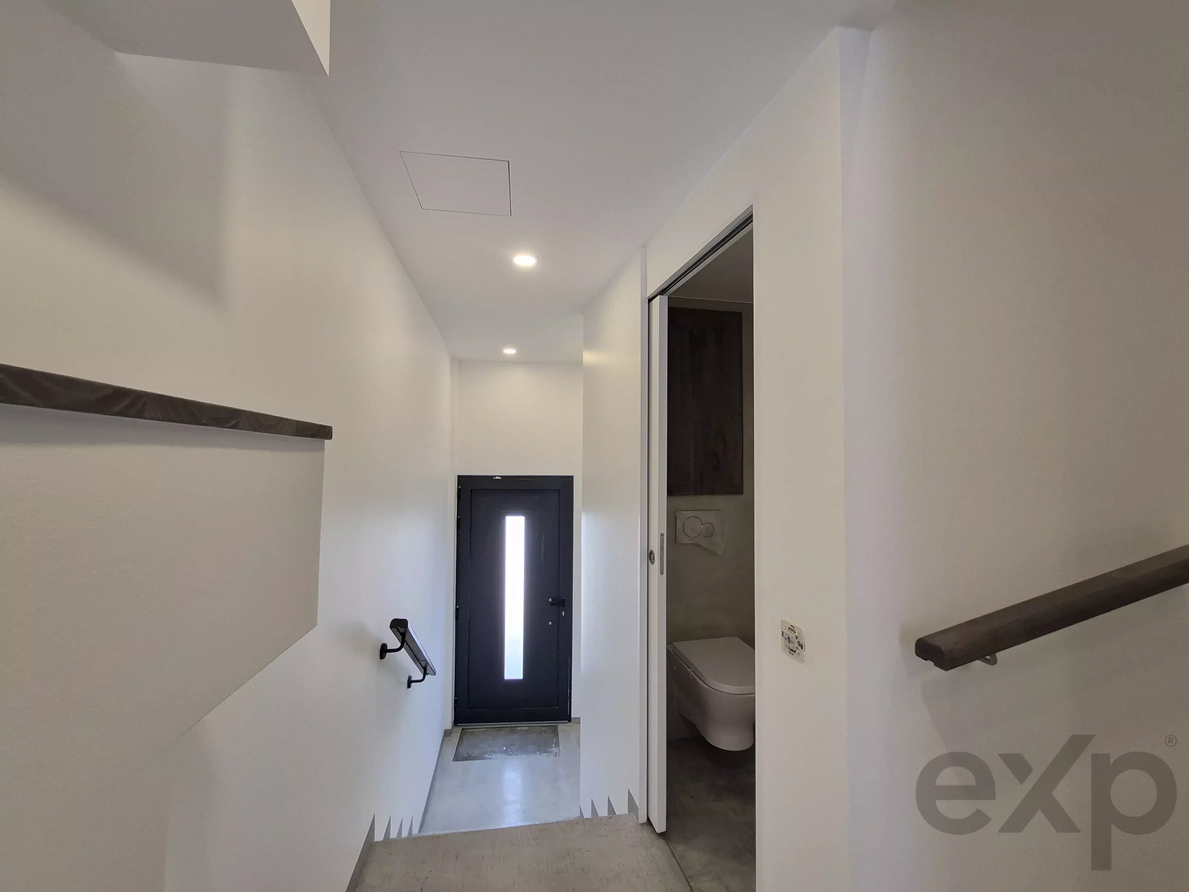 New house, 2 bedrooms, spacious patio, centre of Alvor 87107231 image 47