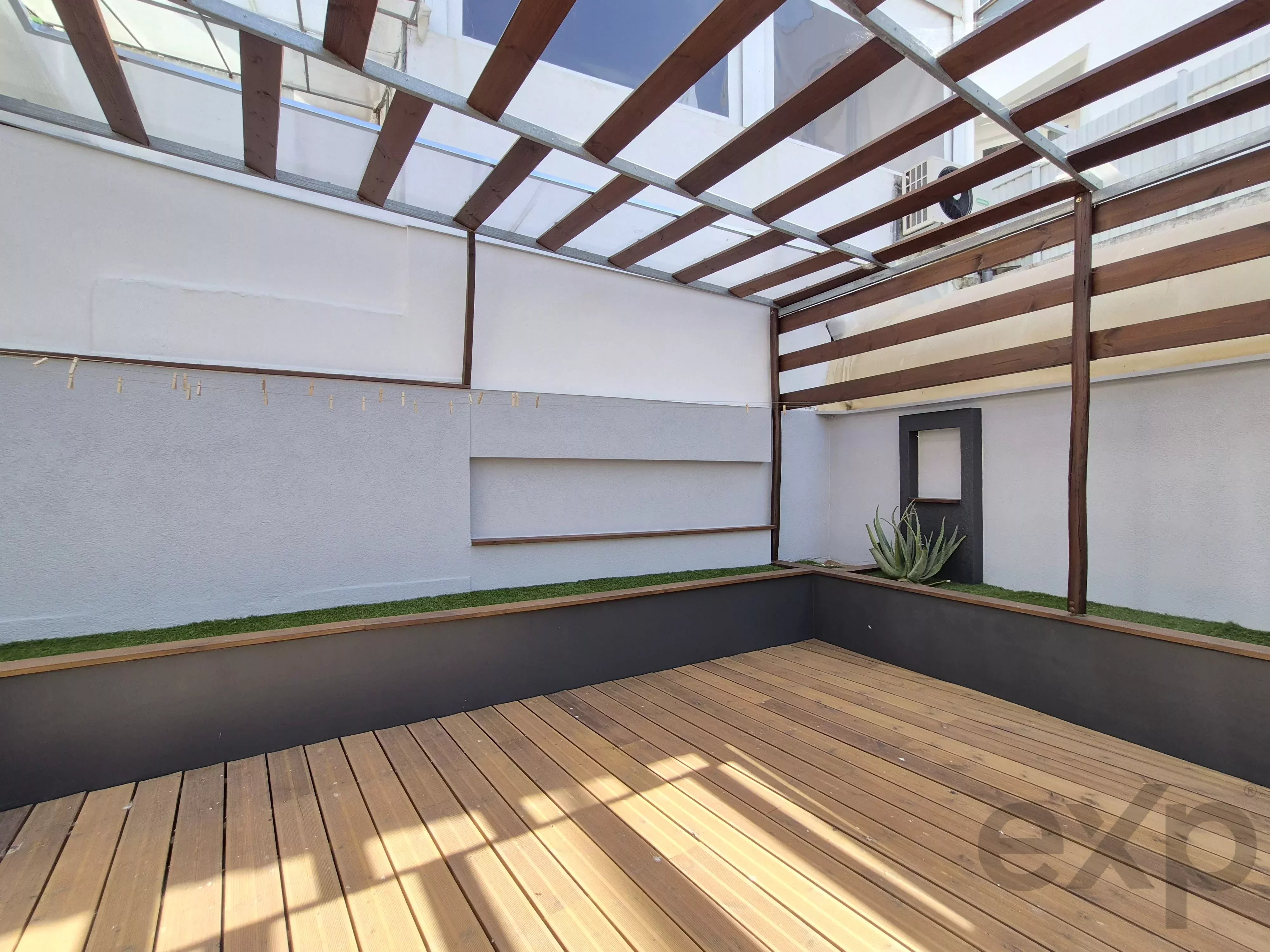 New house, 2 bedrooms, spacious patio, centre of Alvor 87107231 image 3