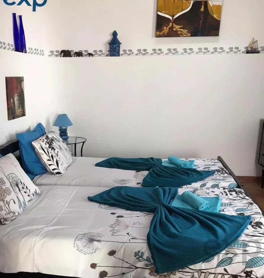 Propriedade exclusiva com cinco unidades independentes e potencial de investimento 87113034 image 91