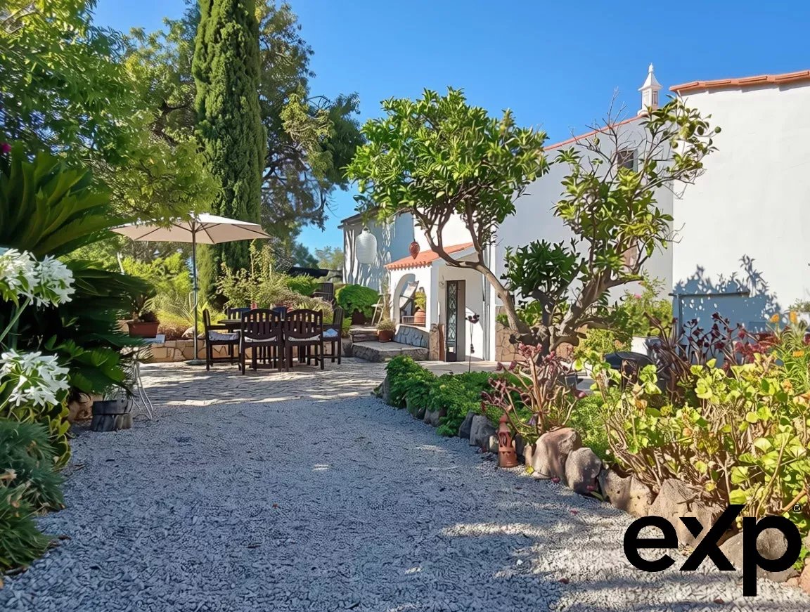 Moradia à venda em Faro (Sé e São Pedro), 313 m²