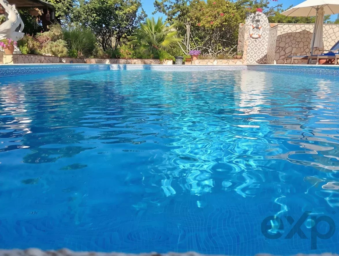 Propriedade exclusiva com cinco unidades independentes e potencial de investimento 87113034 image 23