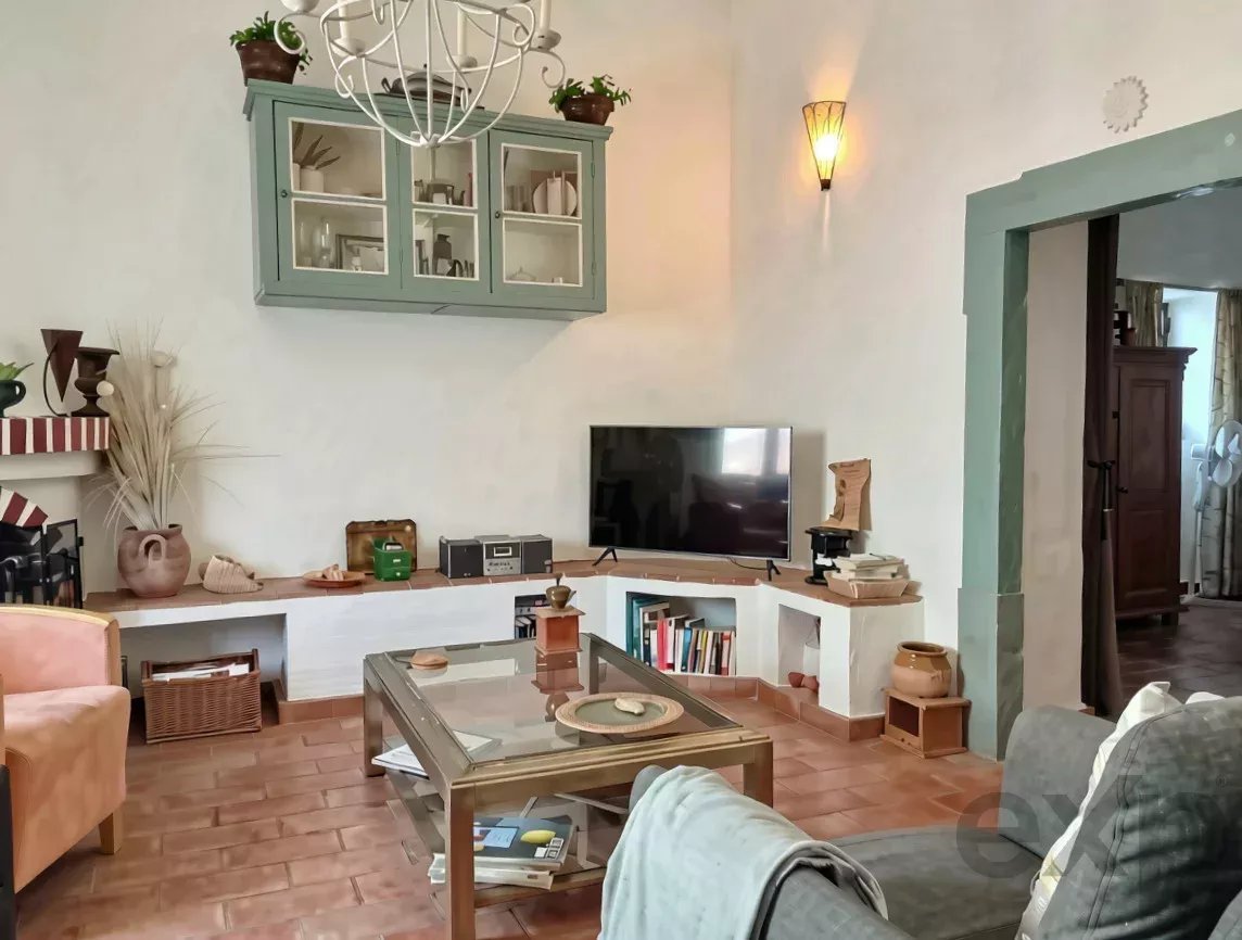Propriedade exclusiva com cinco unidades independentes e potencial de investimento 87113034 image 83