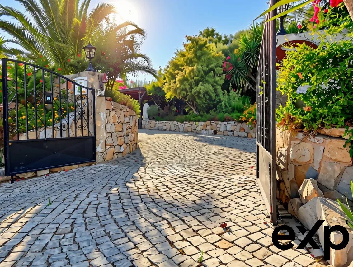 Moradia à venda em Faro (Sé e São Pedro), 313 m²